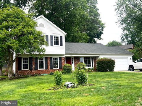 Photo of 2584 John Milton Drive, HERNDON, VA 20171 (MLS # VAFX2311172)