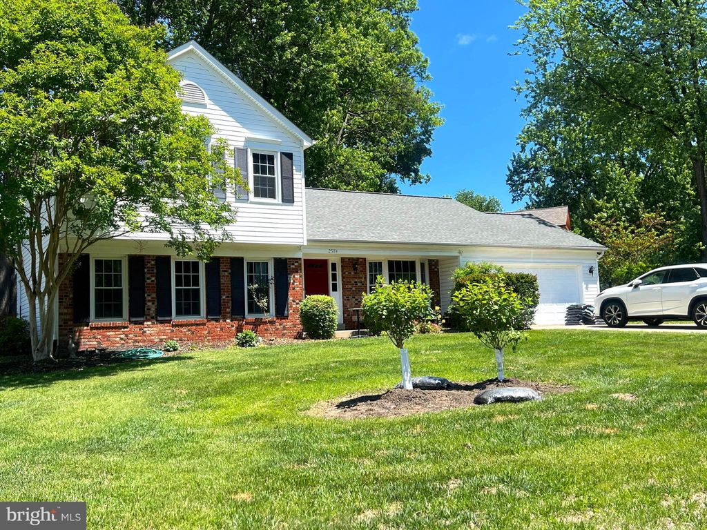 Photo of 2584 John Milton Drive, HERNDON, VA 20171 (MLS # VAFX2311172)