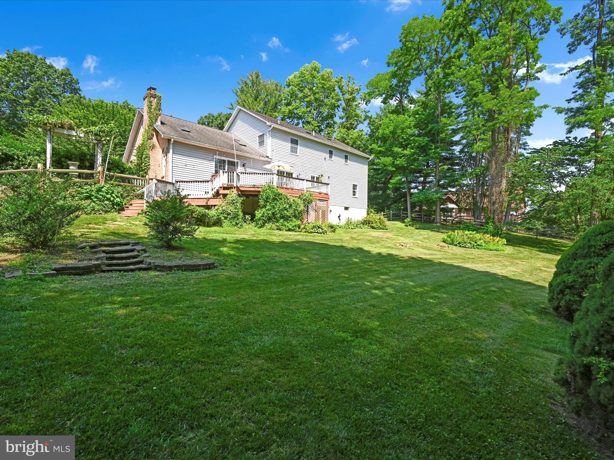 Lancaster, Pennsylvania 17603, United States, 5 Bedrooms Bedrooms, ,3 BathroomsBathrooms,Residential,Active,160199