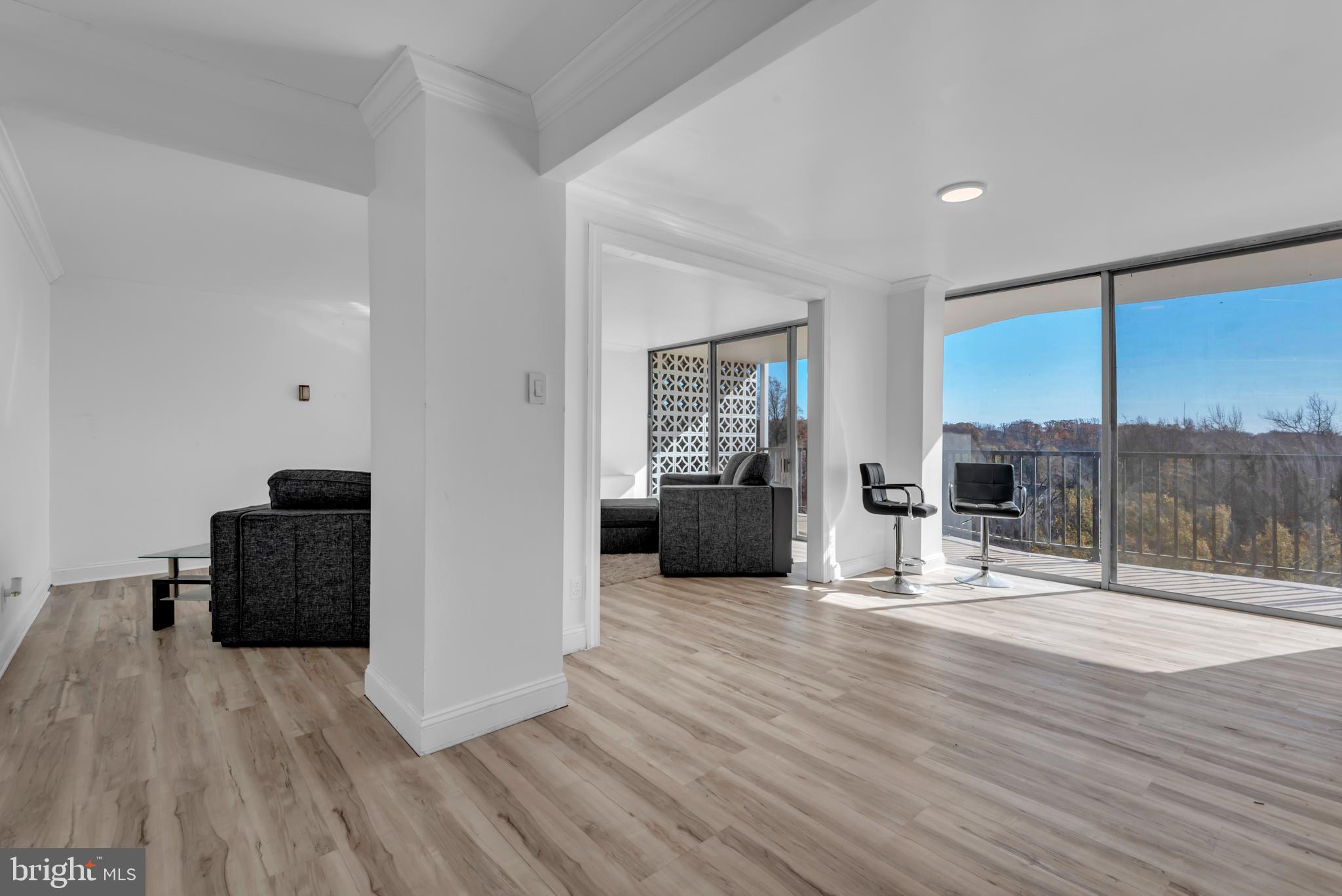 THE WATERFORD - Residential