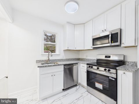 9723 NARRAGANSETT PARKWAY COLLEGE PARK MD 20740