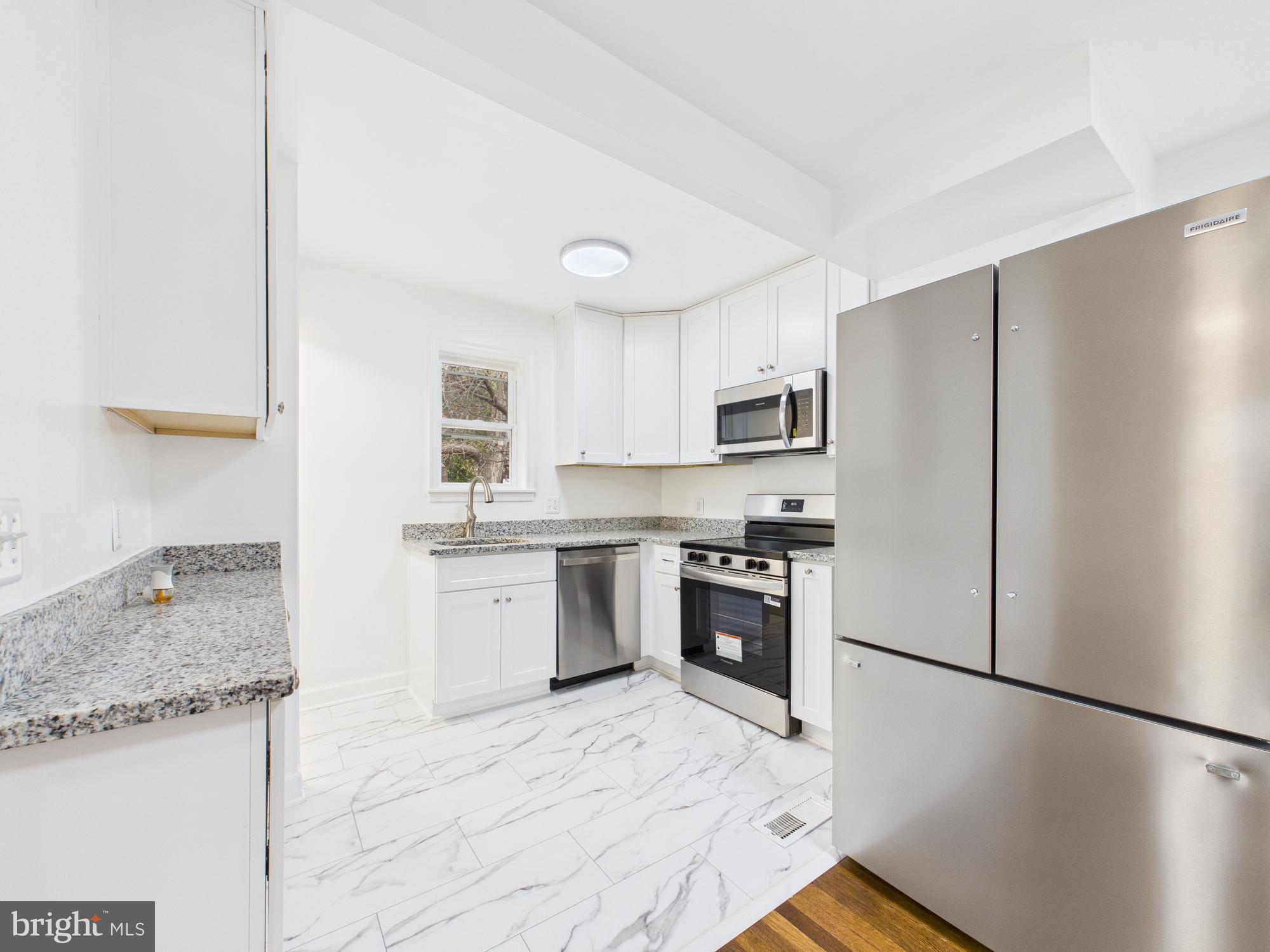 HOLLYWOOD - Residential