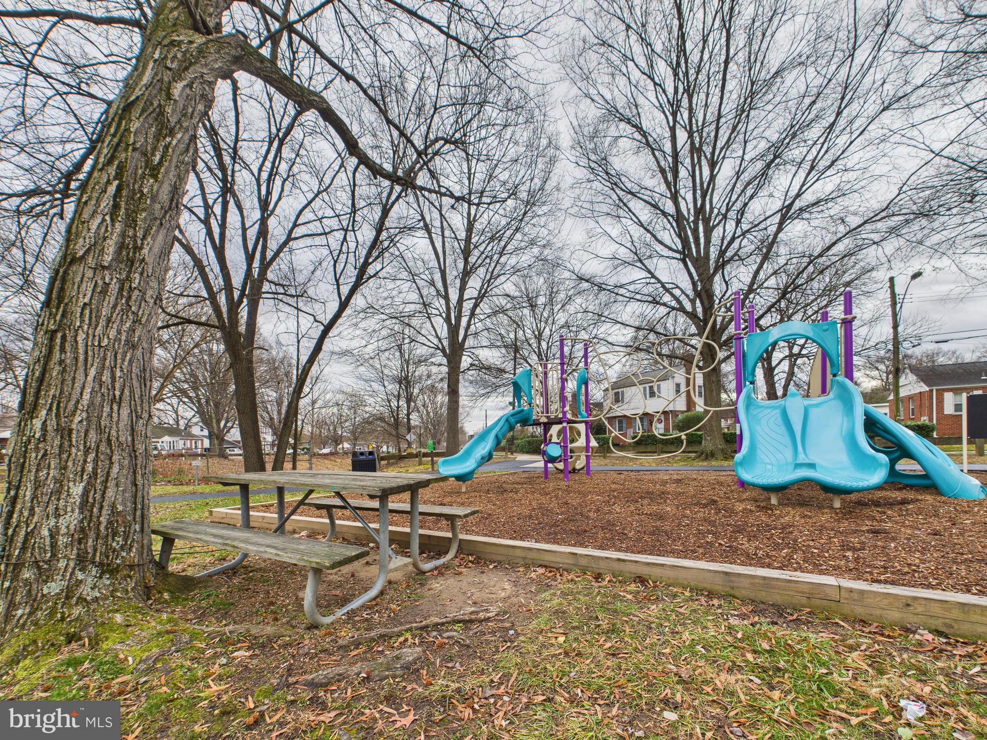 HOLLYWOOD - Residential