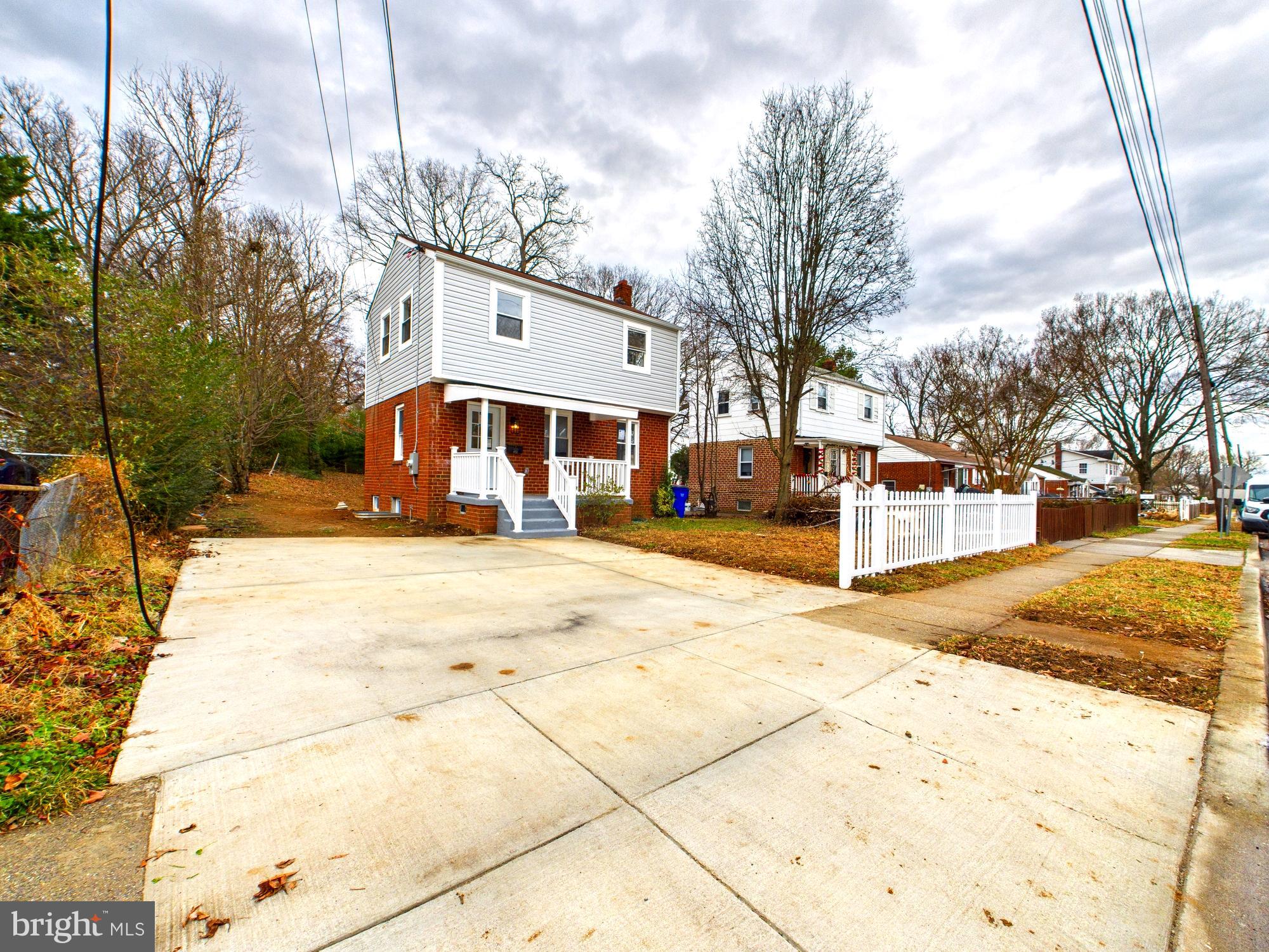 HOLLYWOOD - Residential