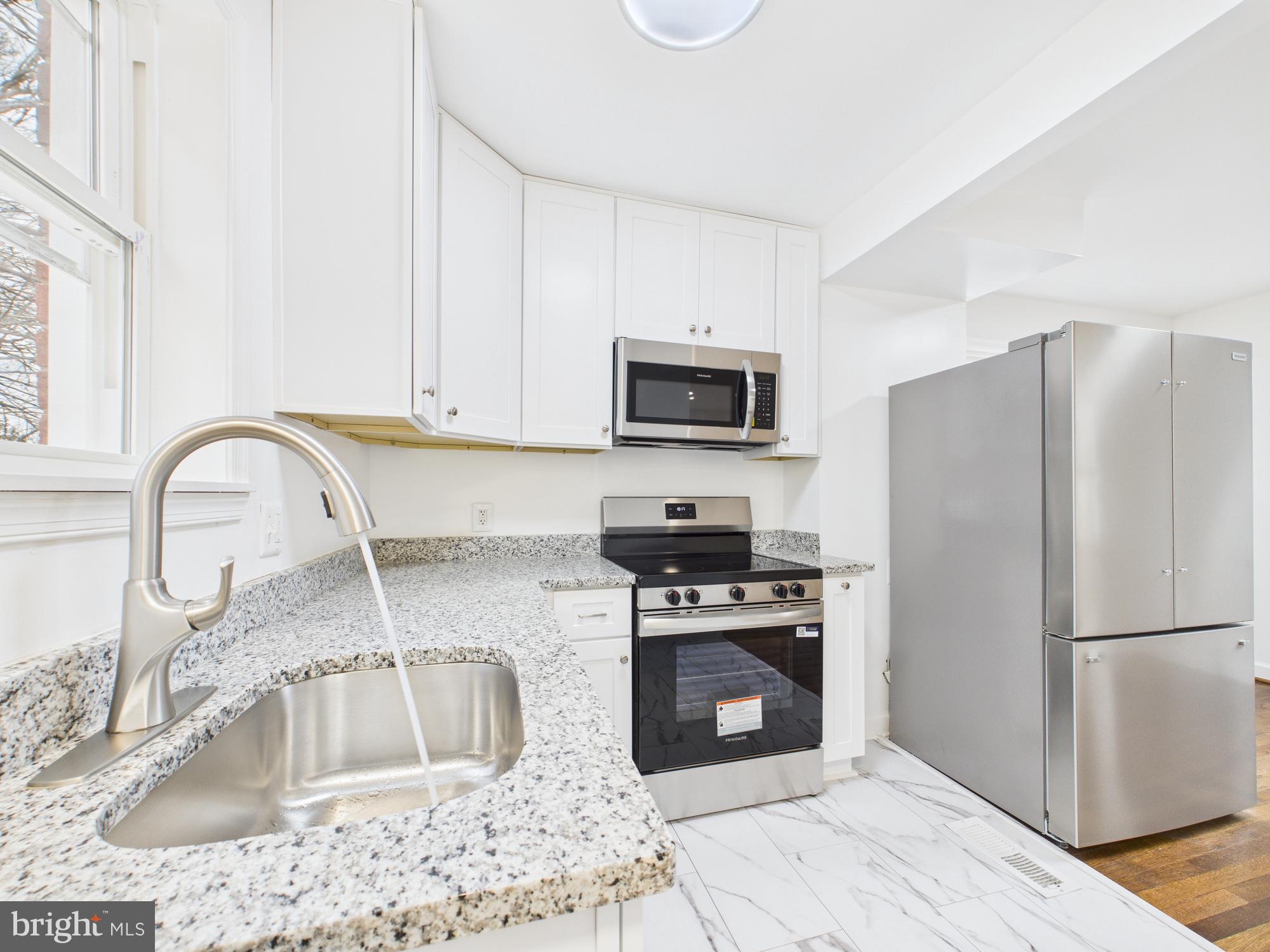 HOLLYWOOD - Residential