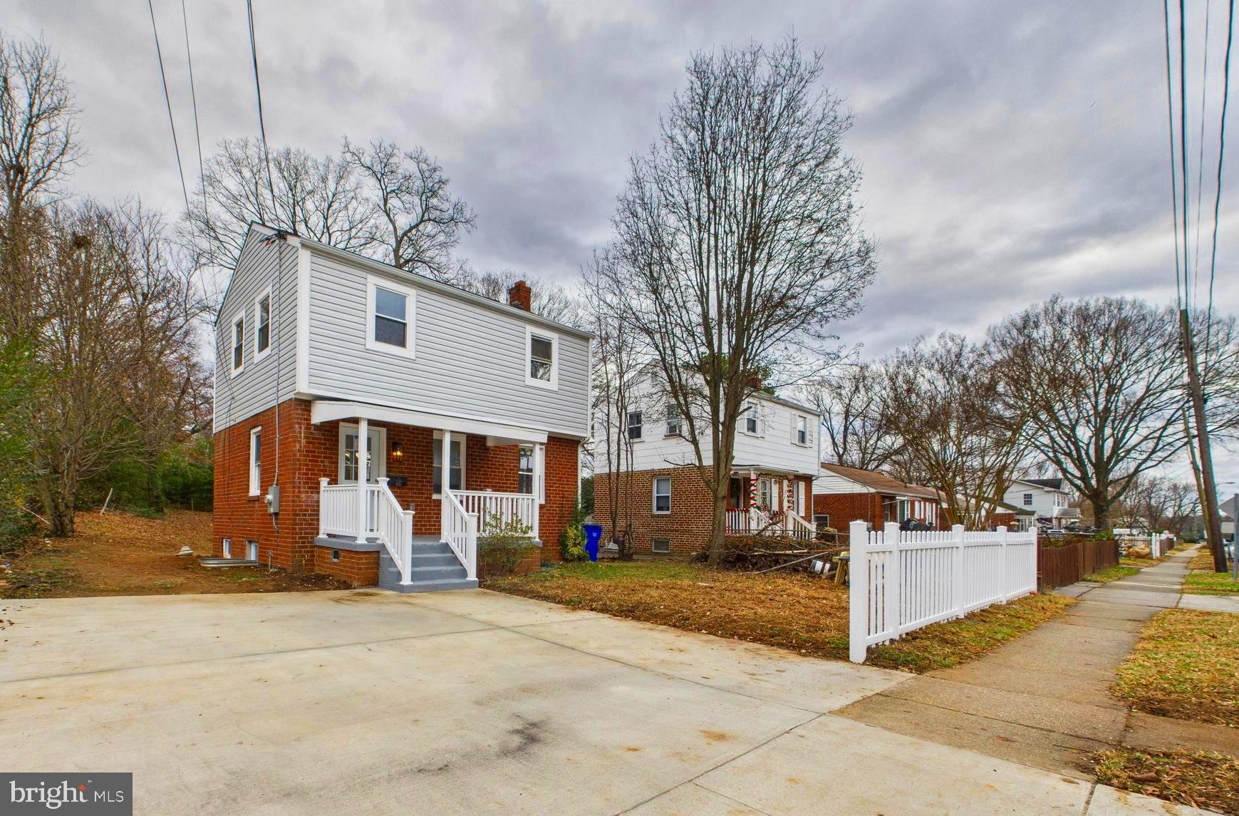 HOLLYWOOD - Residential