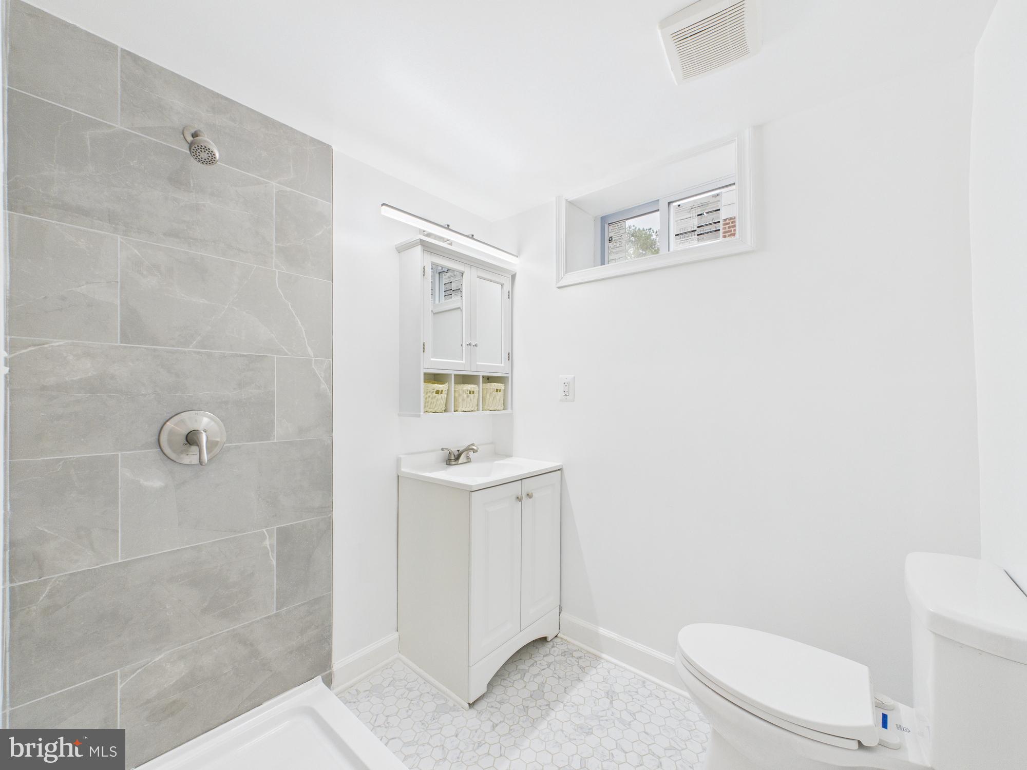 HOLLYWOOD - Residential