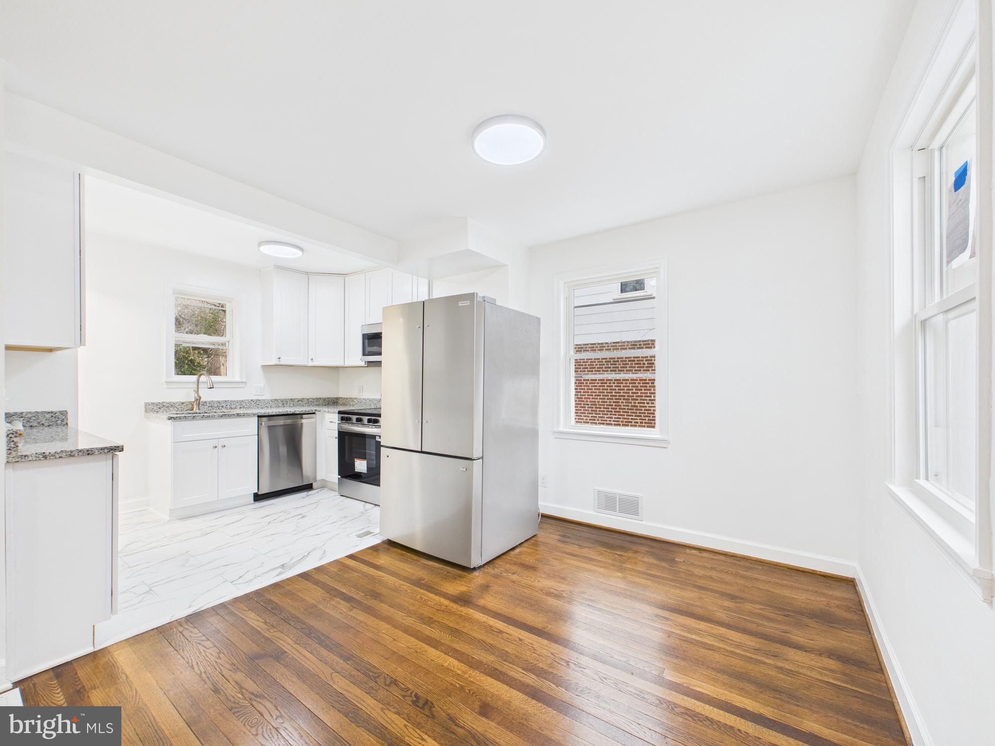 HOLLYWOOD - Residential