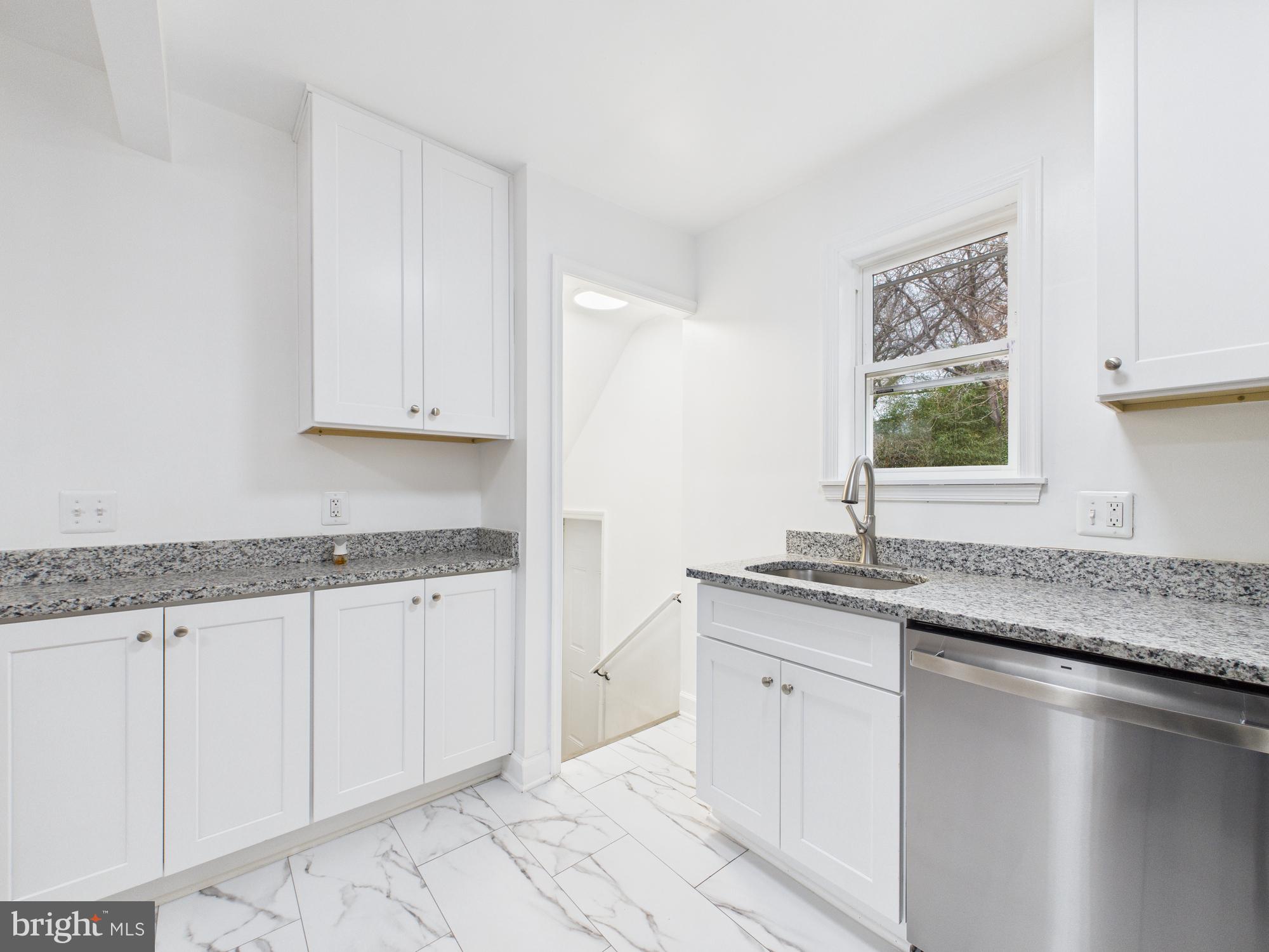 HOLLYWOOD - Residential