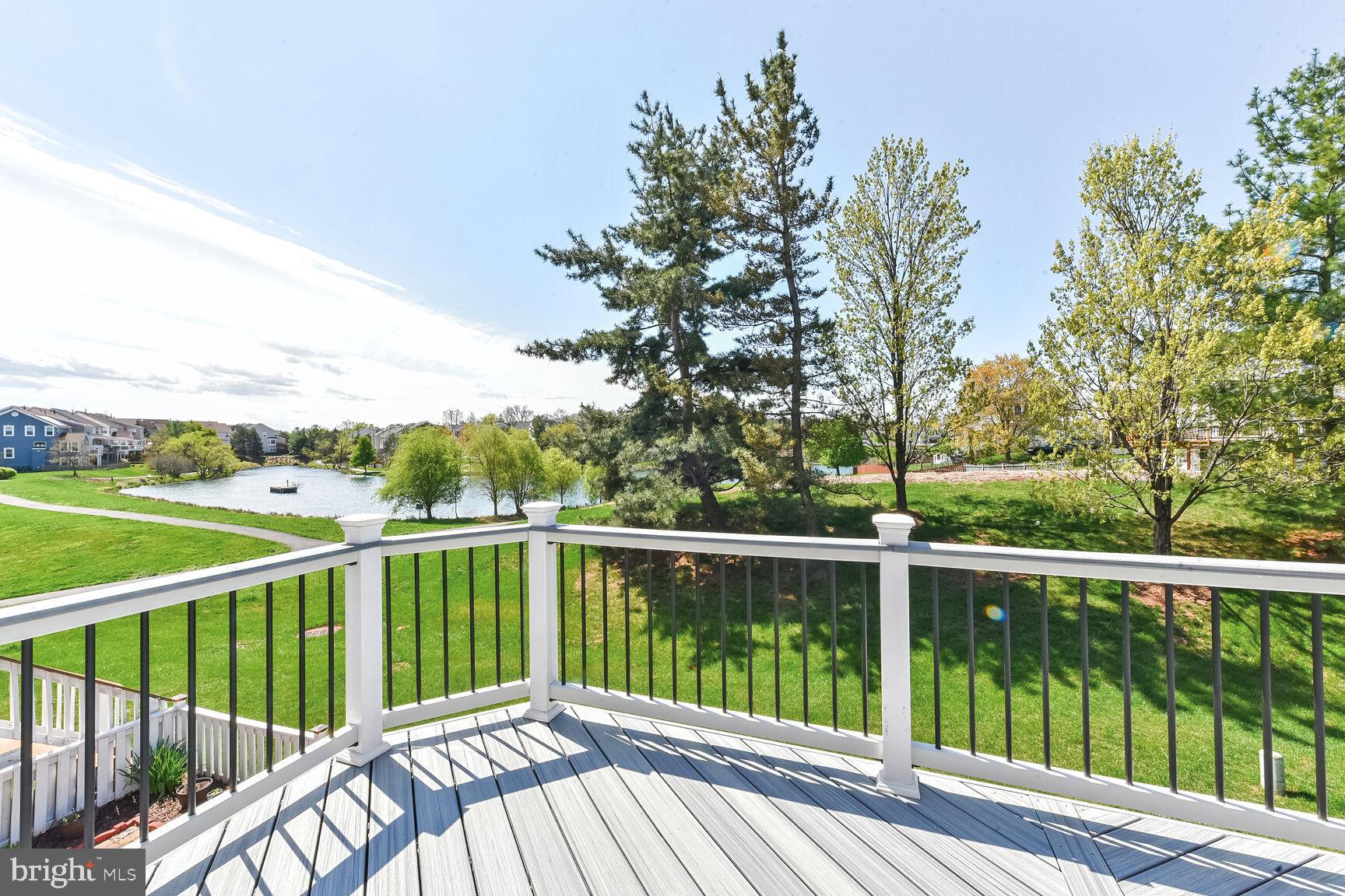 ASHBURN VILLAGE - Residential Lease