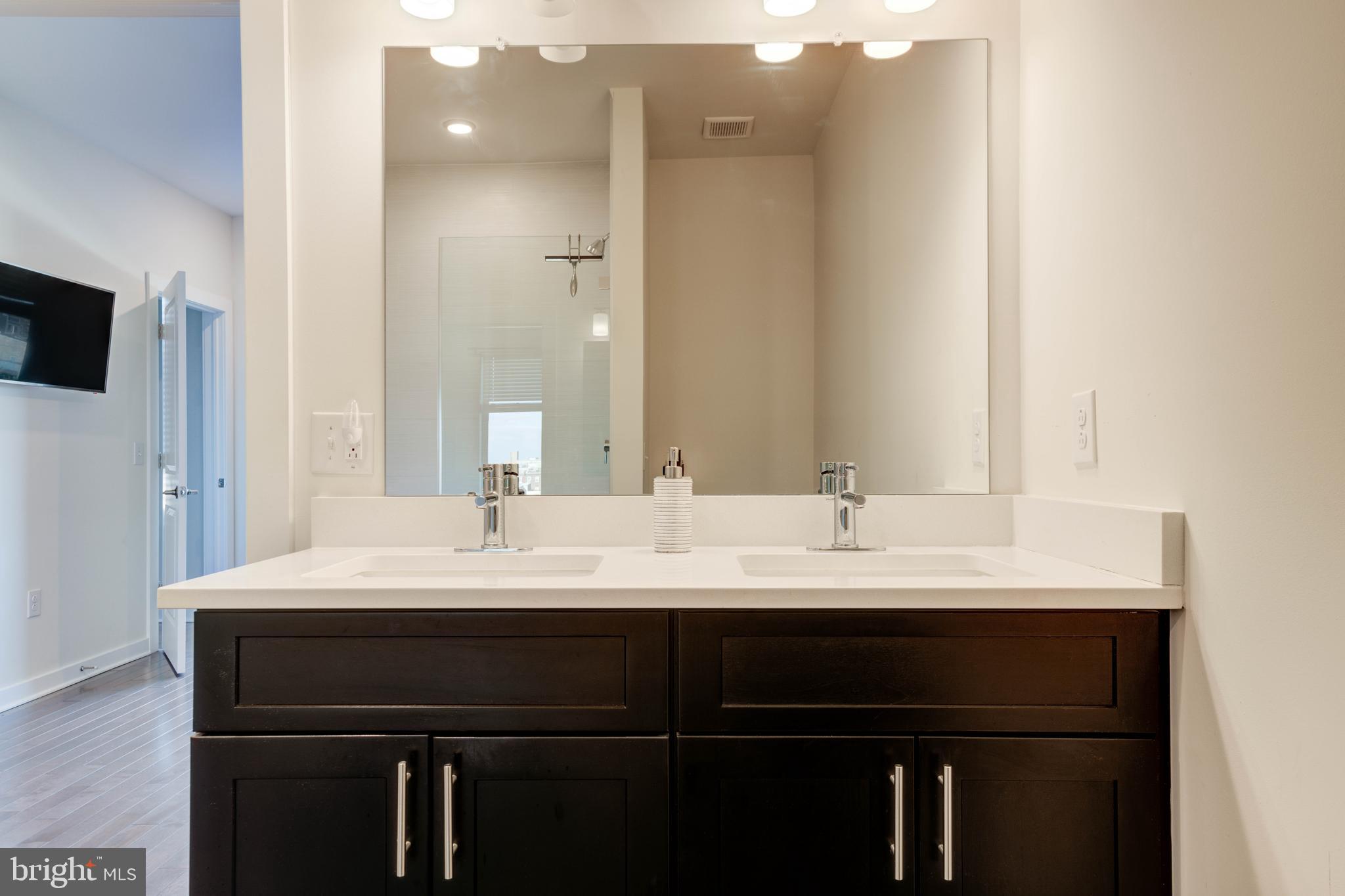 FISHTOWN - Residential Lease