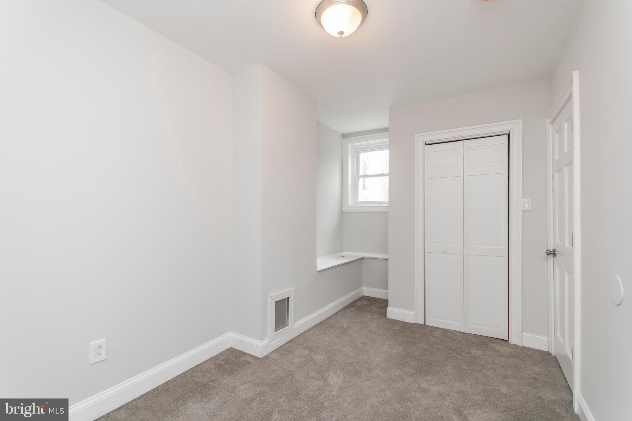 GERMANTOWN (EAST) - Residential