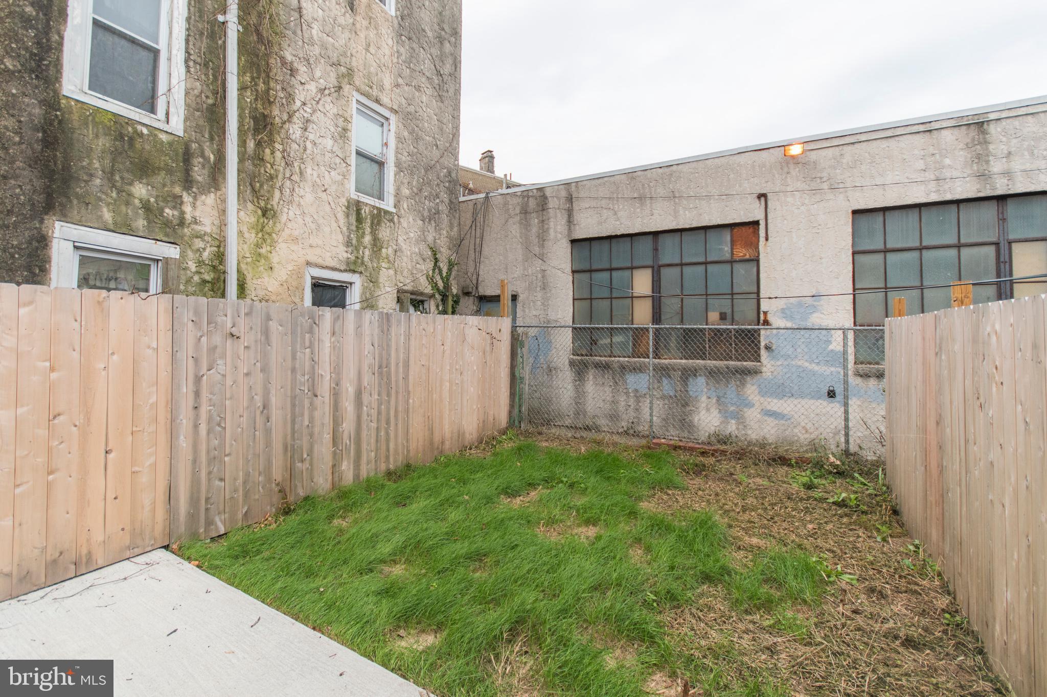 GERMANTOWN (EAST) - Residential