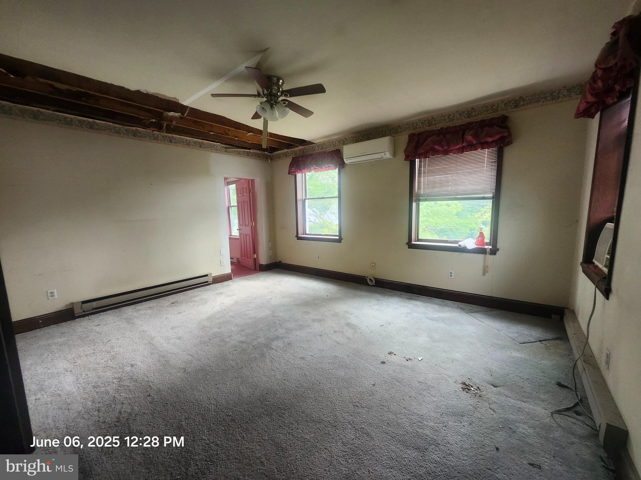 139 W WALNUT STREET