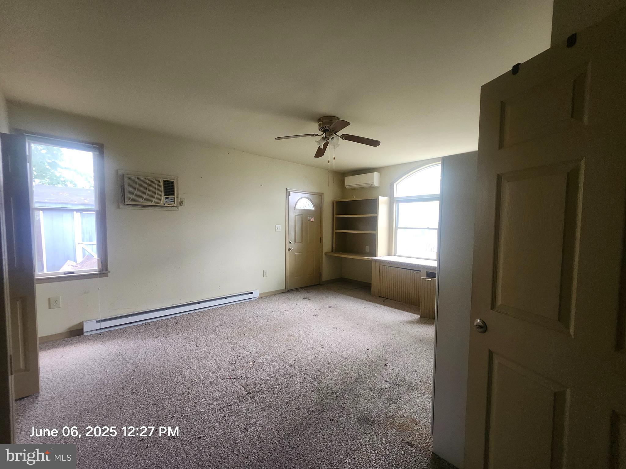 139 W WALNUT STREET