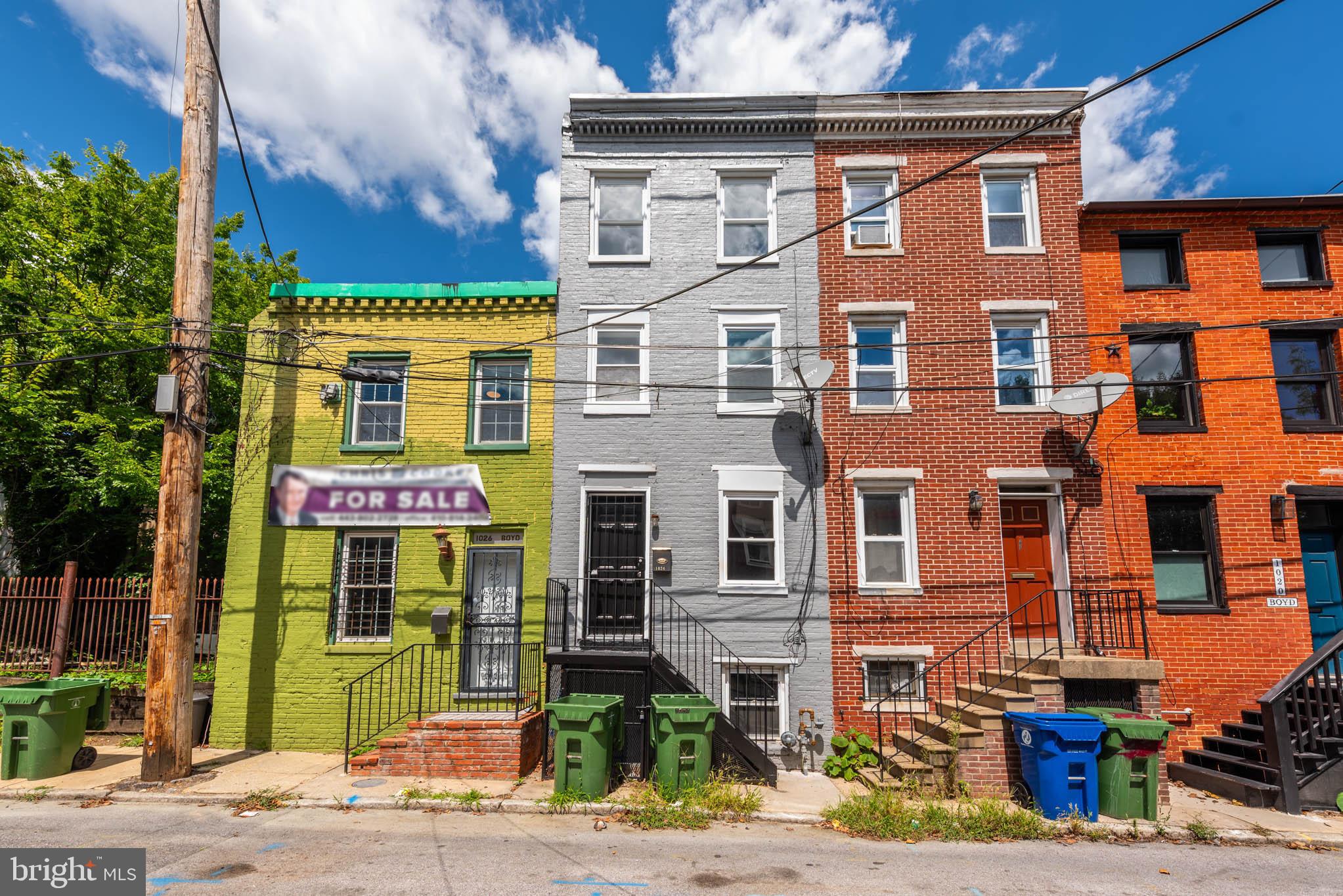 HOLLINS MARKET - Residential Lease