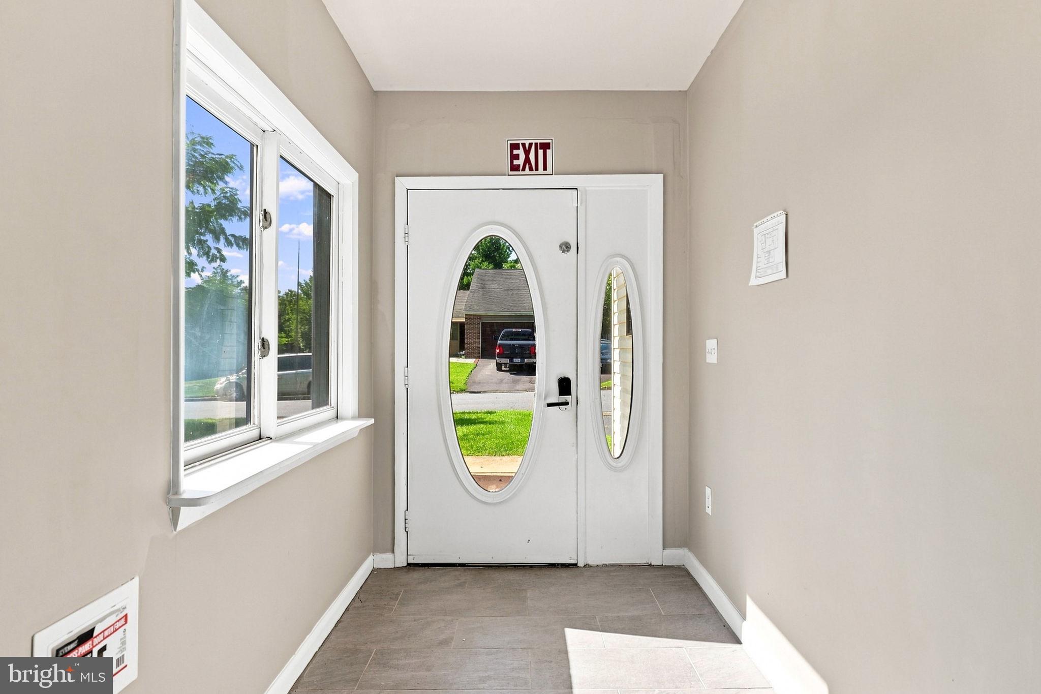 109 BISCAYNE COURT