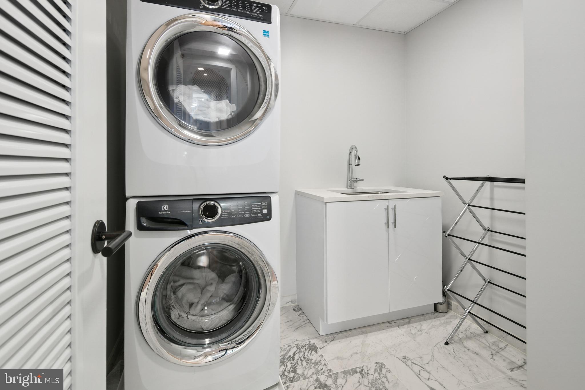 ROSSLYN - Residential