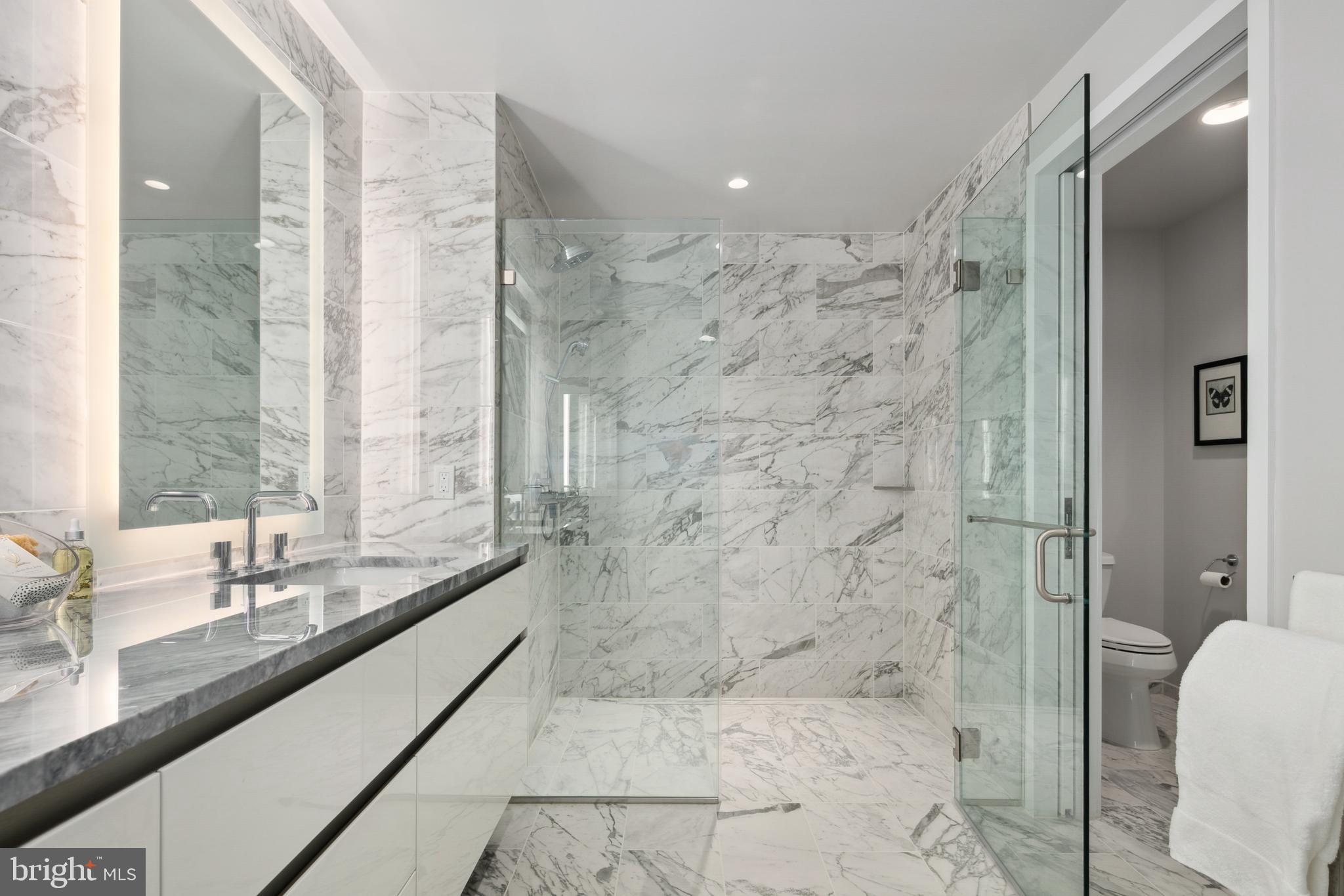 ROSSLYN - Residential