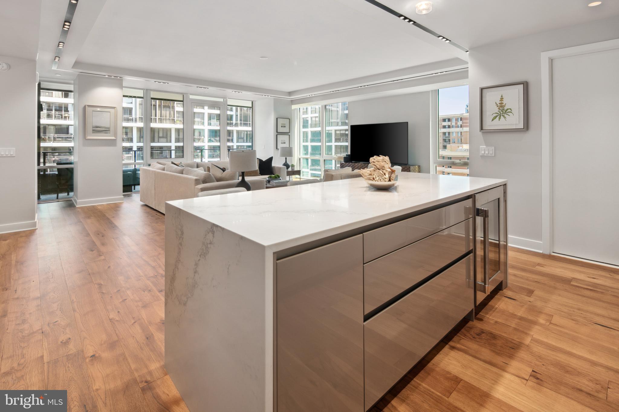 ROSSLYN - Residential