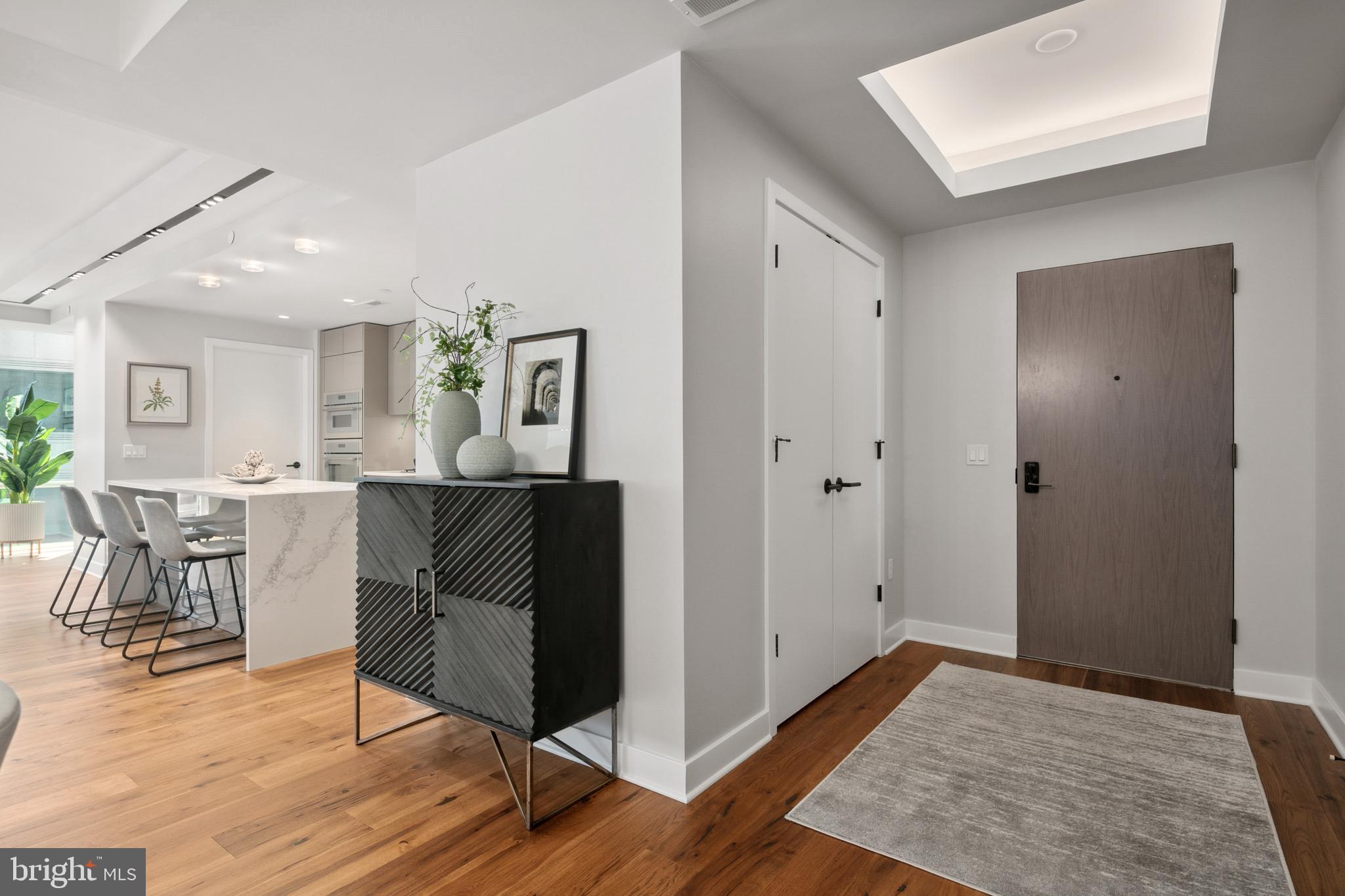 ROSSLYN - Residential