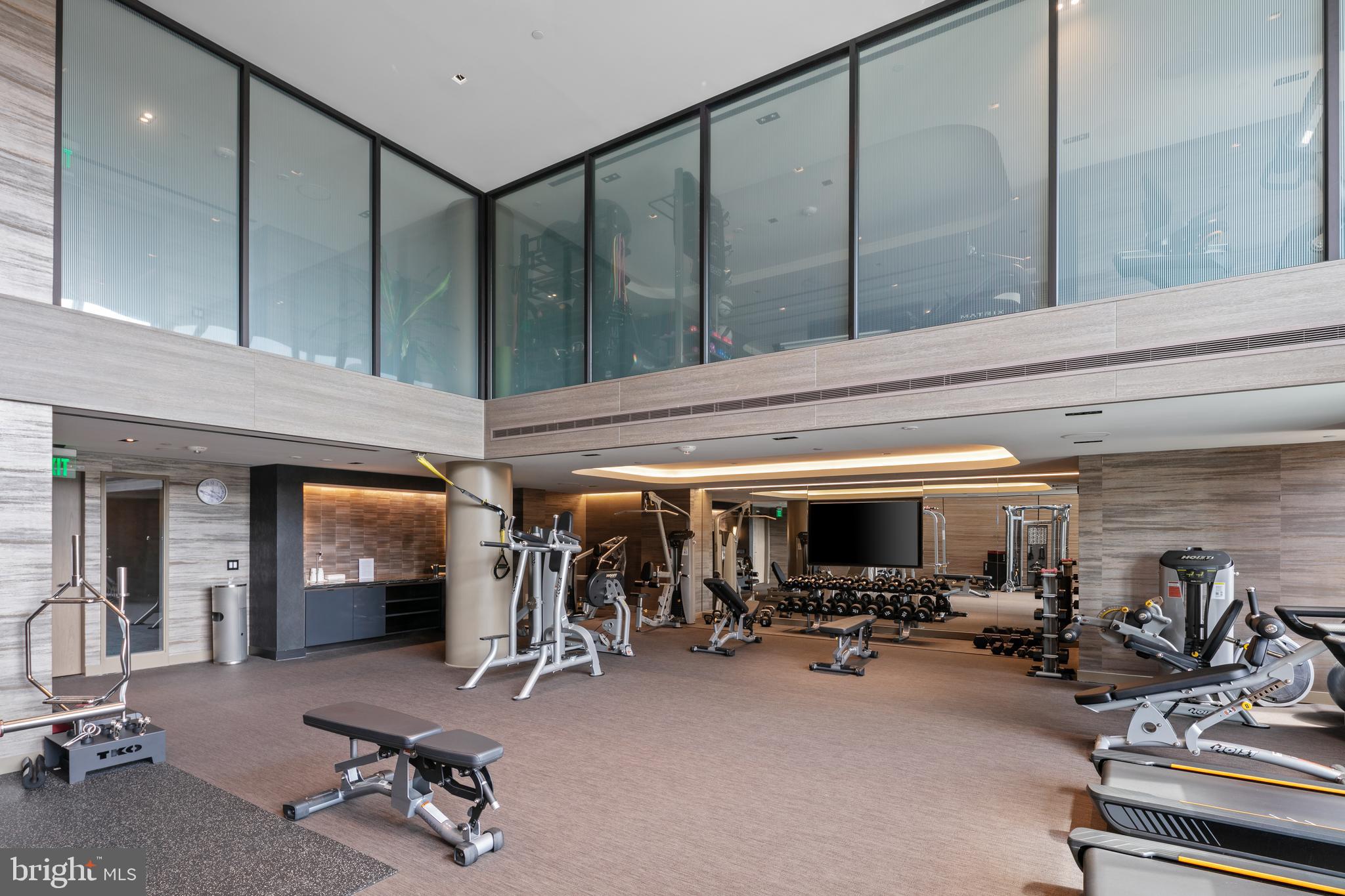 ROSSLYN - Residential