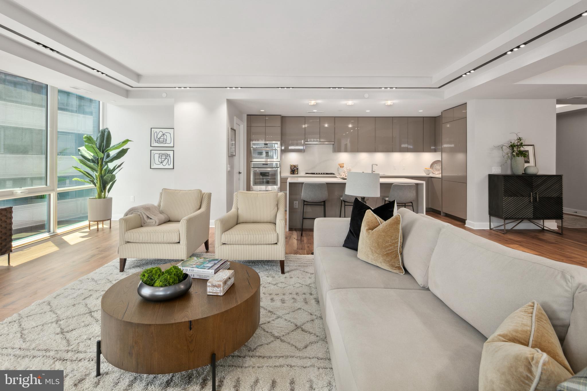 ROSSLYN - Residential