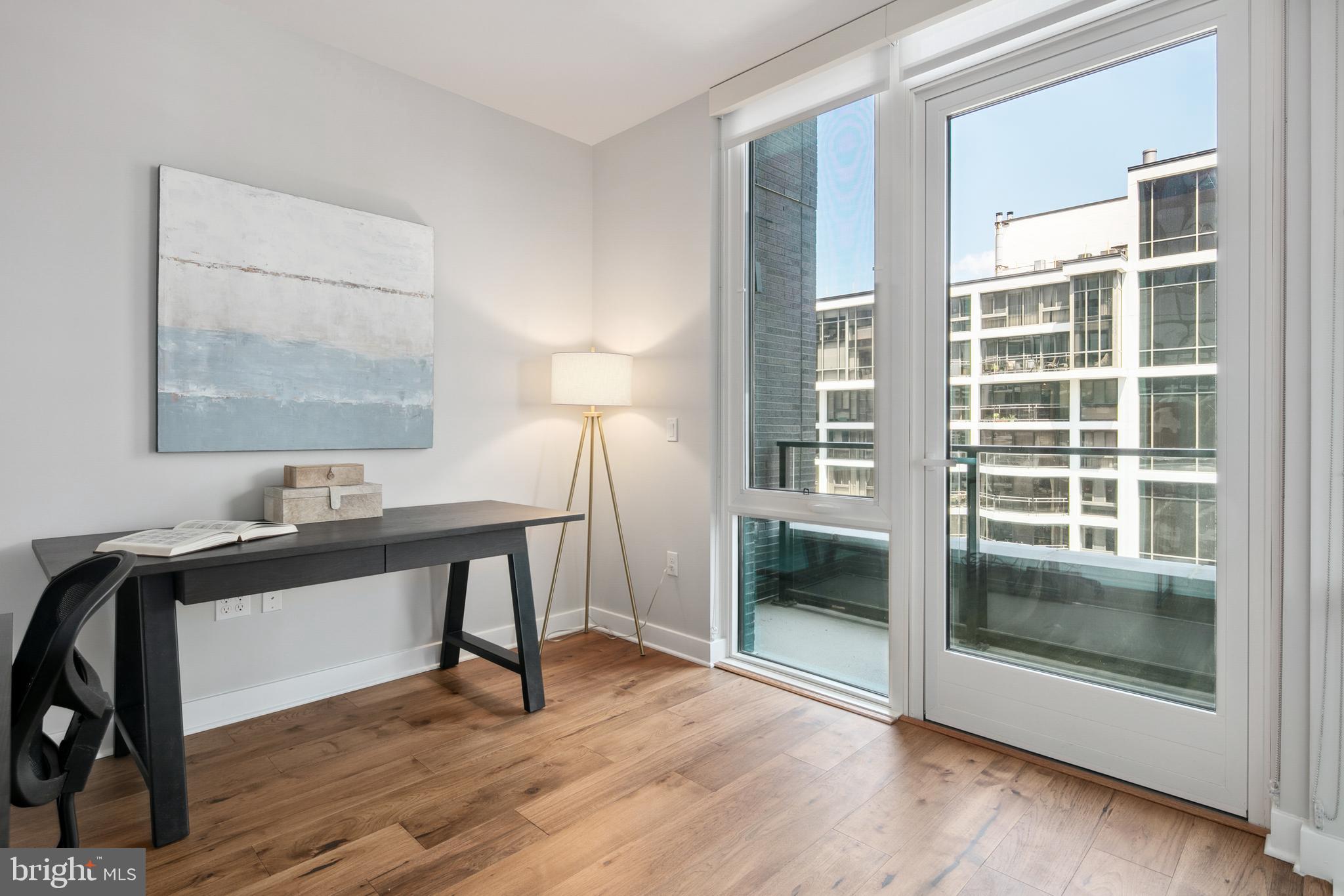 ROSSLYN - Residential