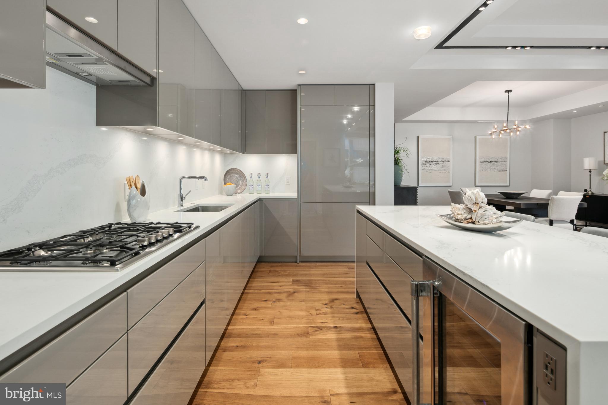 ROSSLYN - Residential