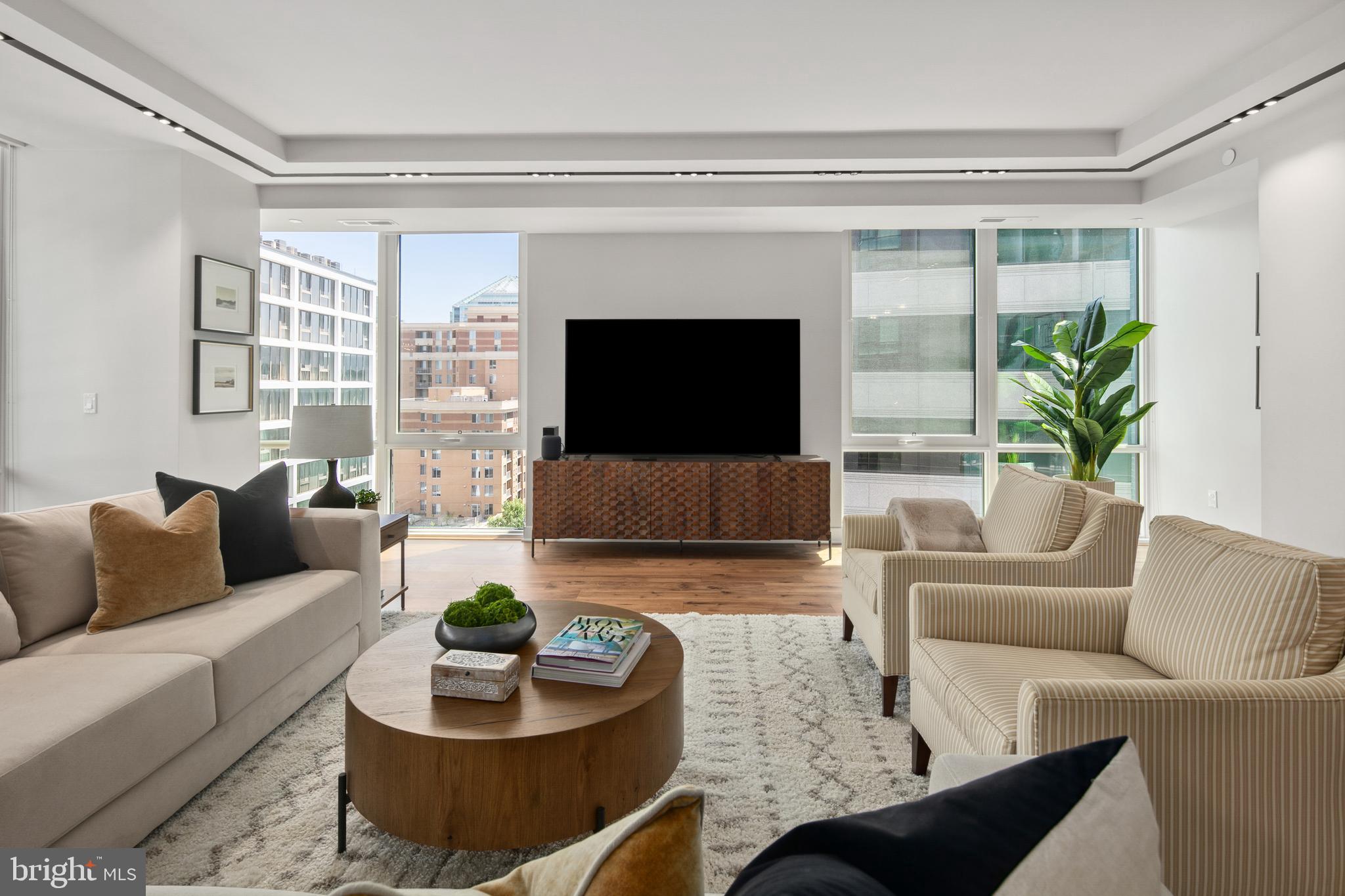 1781 N PIERCE STREET 1003