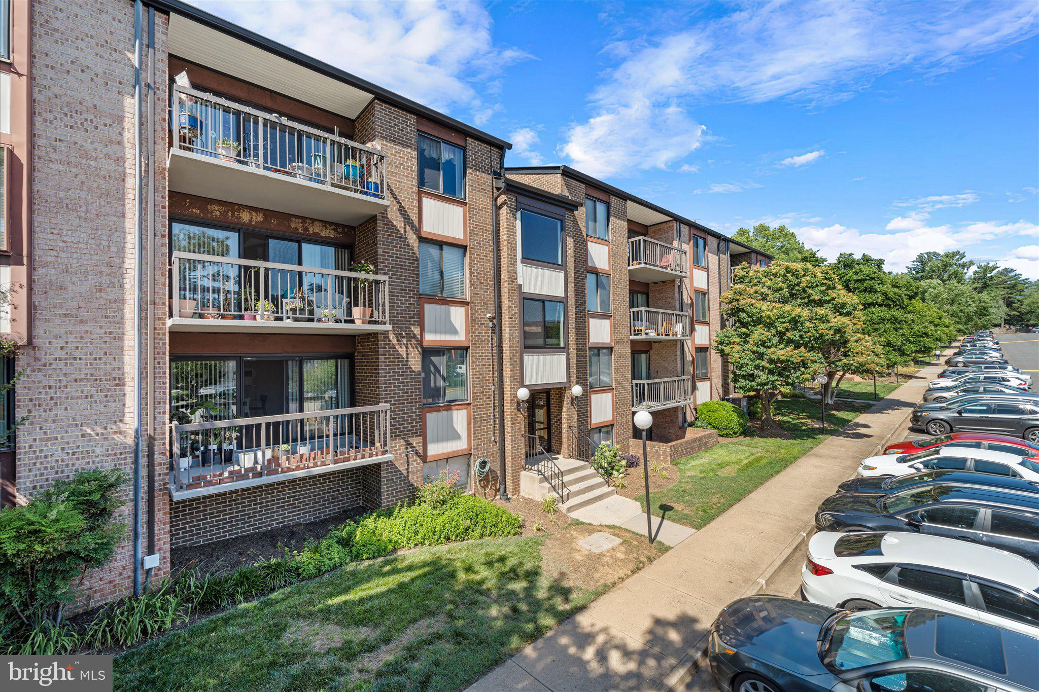 9730 KINGSBRIDGE DRIVE 3