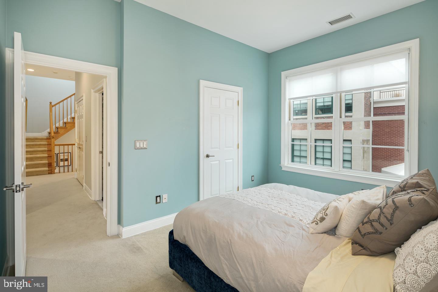 ART MUSEUM AREA - Residential