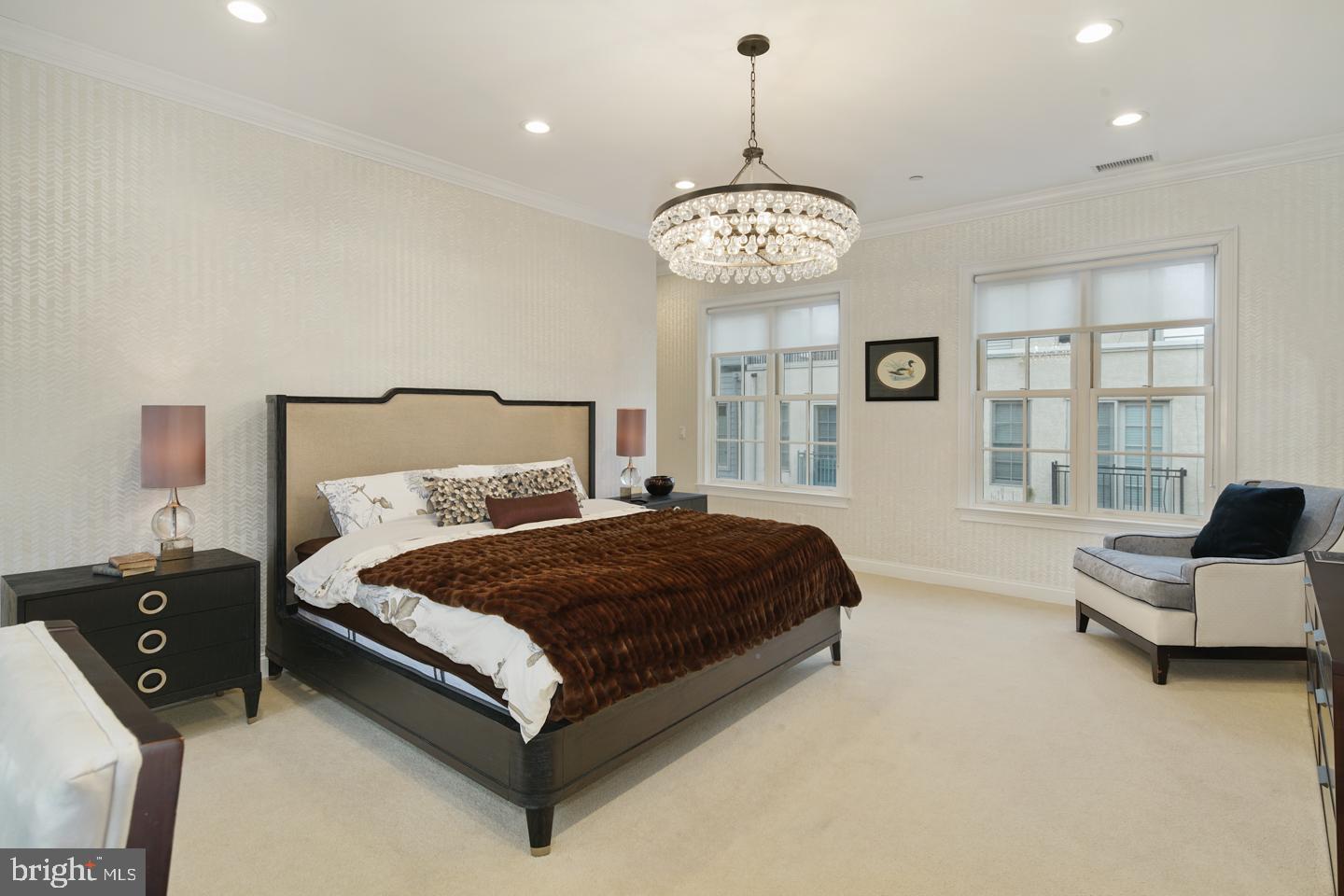 ART MUSEUM AREA - Residential