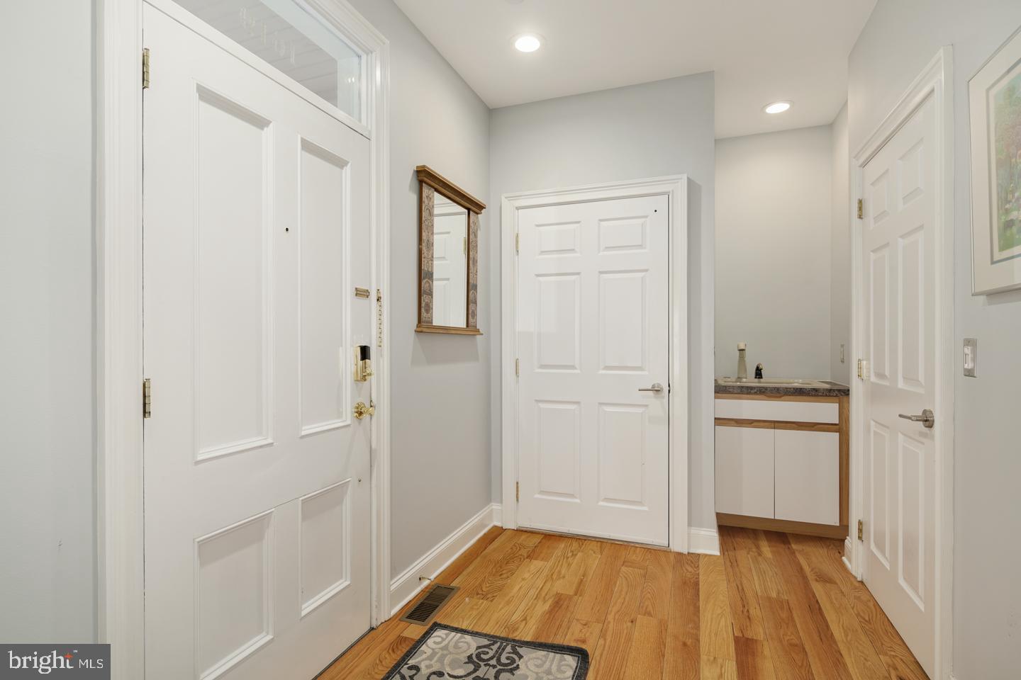 ART MUSEUM AREA - Residential