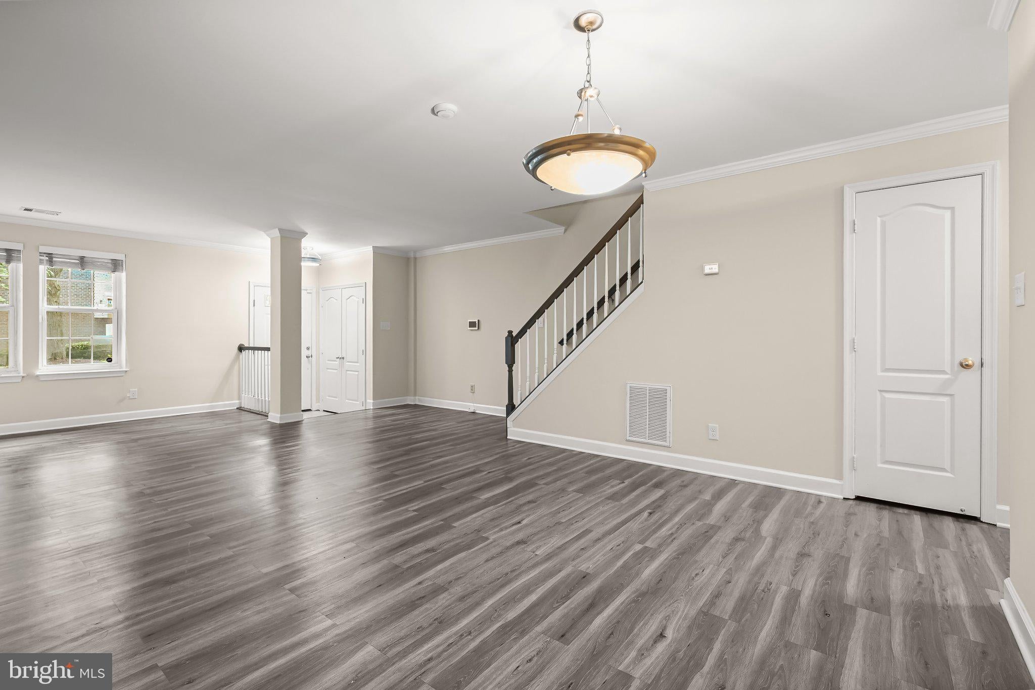 3813 CHESTERWOOD DRIVE 3813