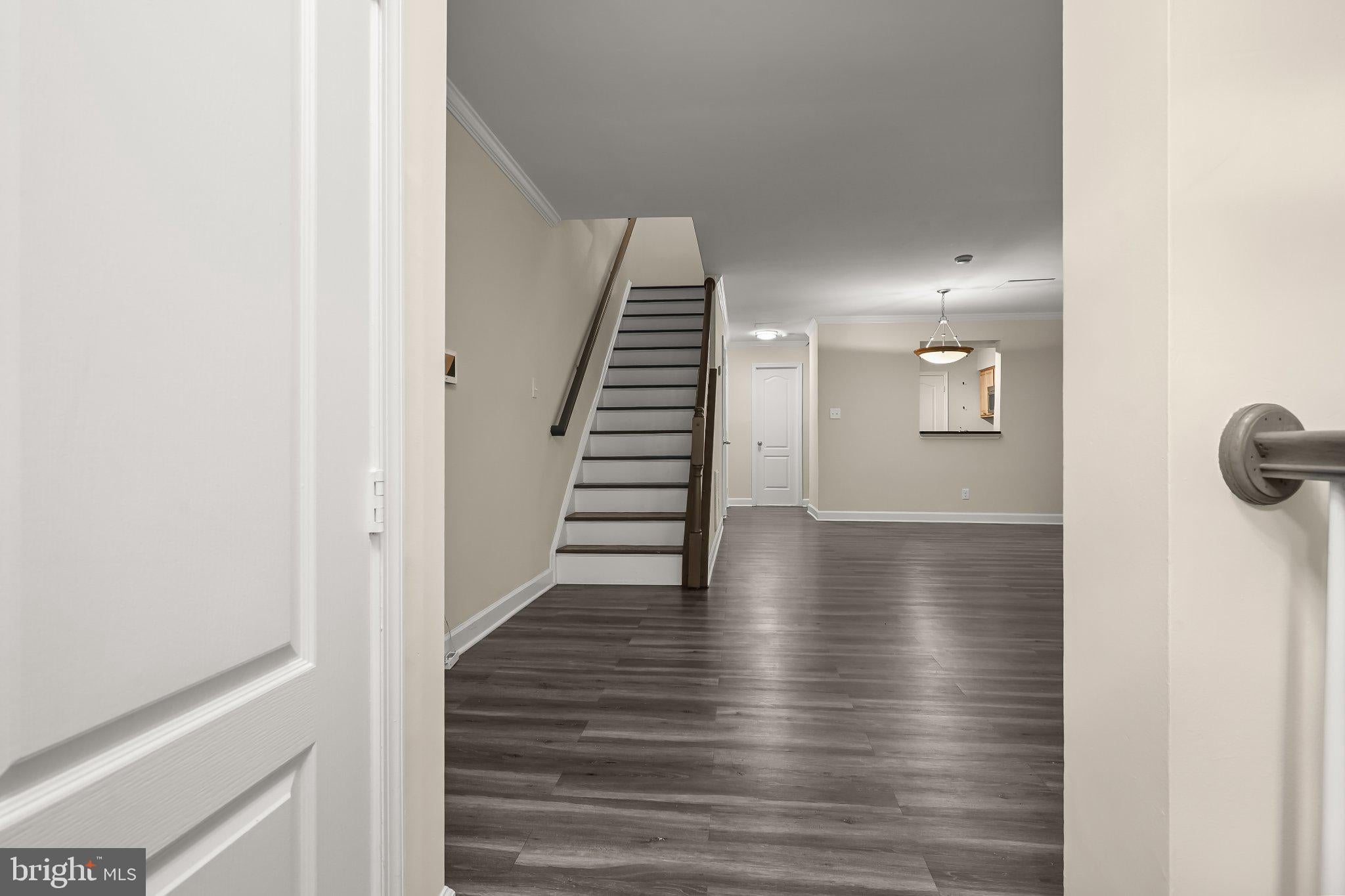 3813 CHESTERWOOD DRIVE 3813