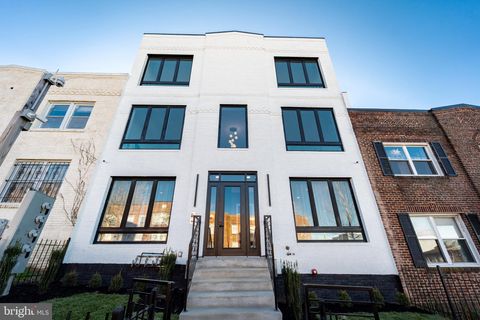 1215 HOLBROOK TERRACE NE 1 WASHINGTON DC 20002