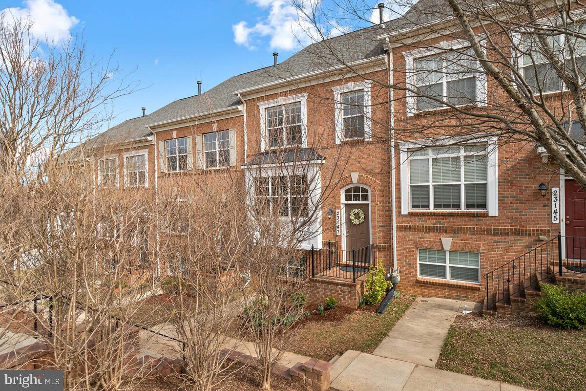 GREENWAY VILLAGE - Residential