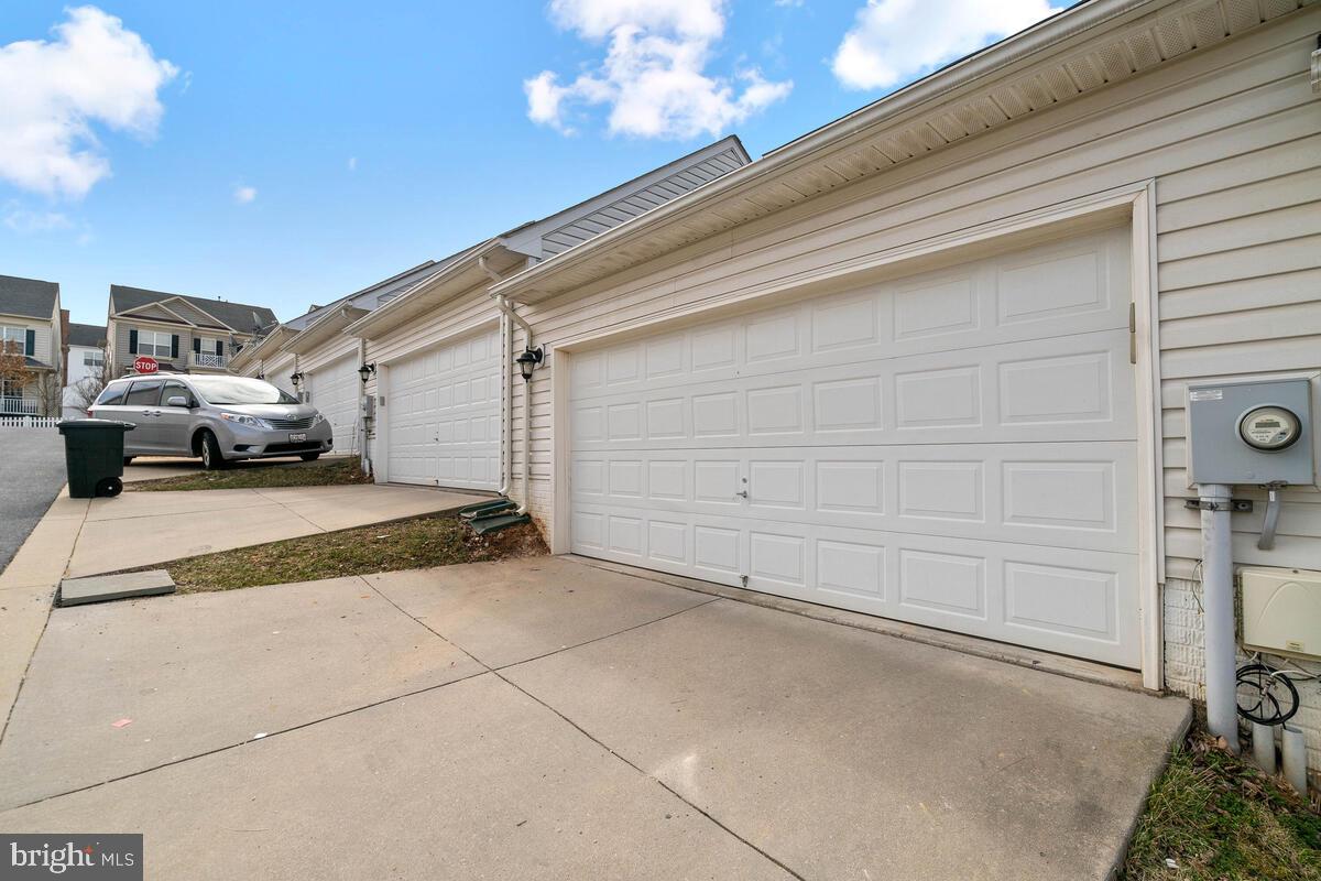 GREENWAY VILLAGE - Residential