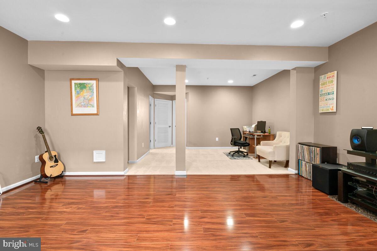 GREENWAY VILLAGE - Residential