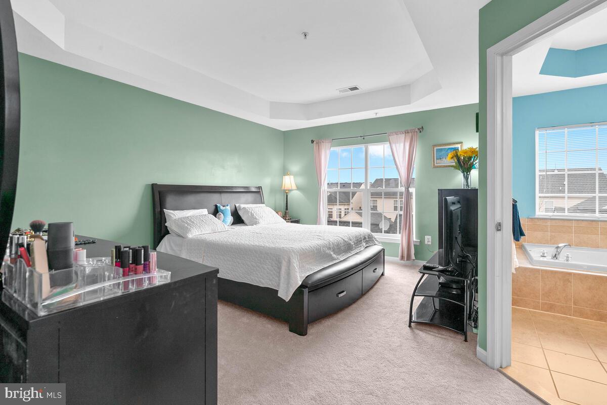 GREENWAY VILLAGE - Residential