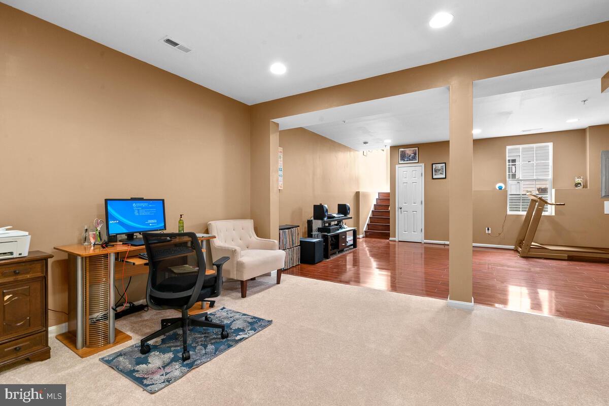 GREENWAY VILLAGE - Residential