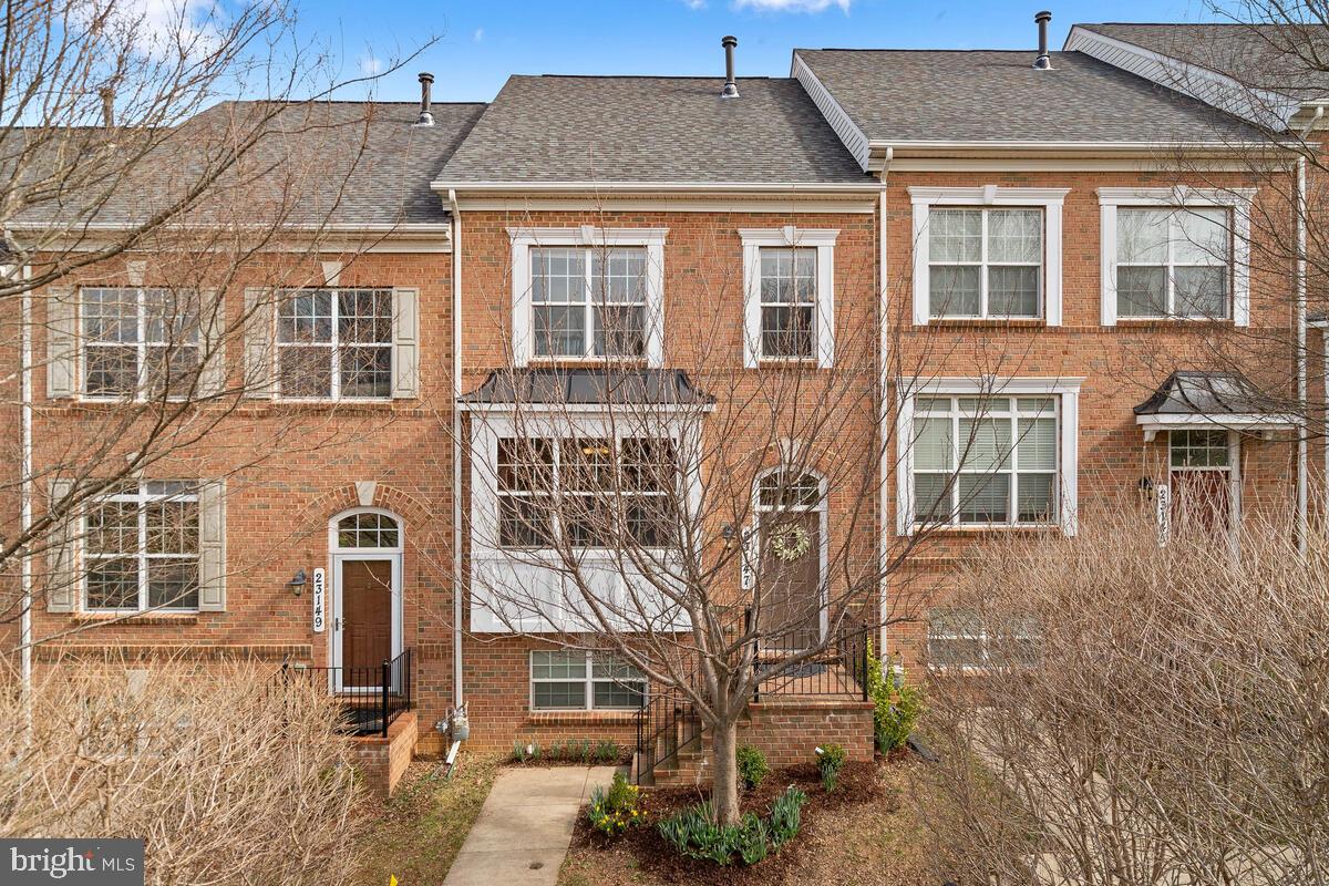 GREENWAY VILLAGE - Residential