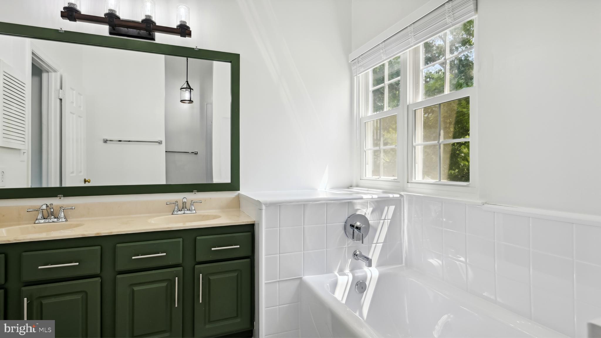 SALEMS GRANT - Residential