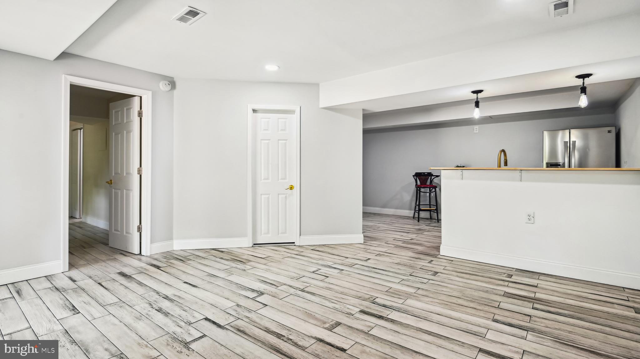 SALEMS GRANT - Residential