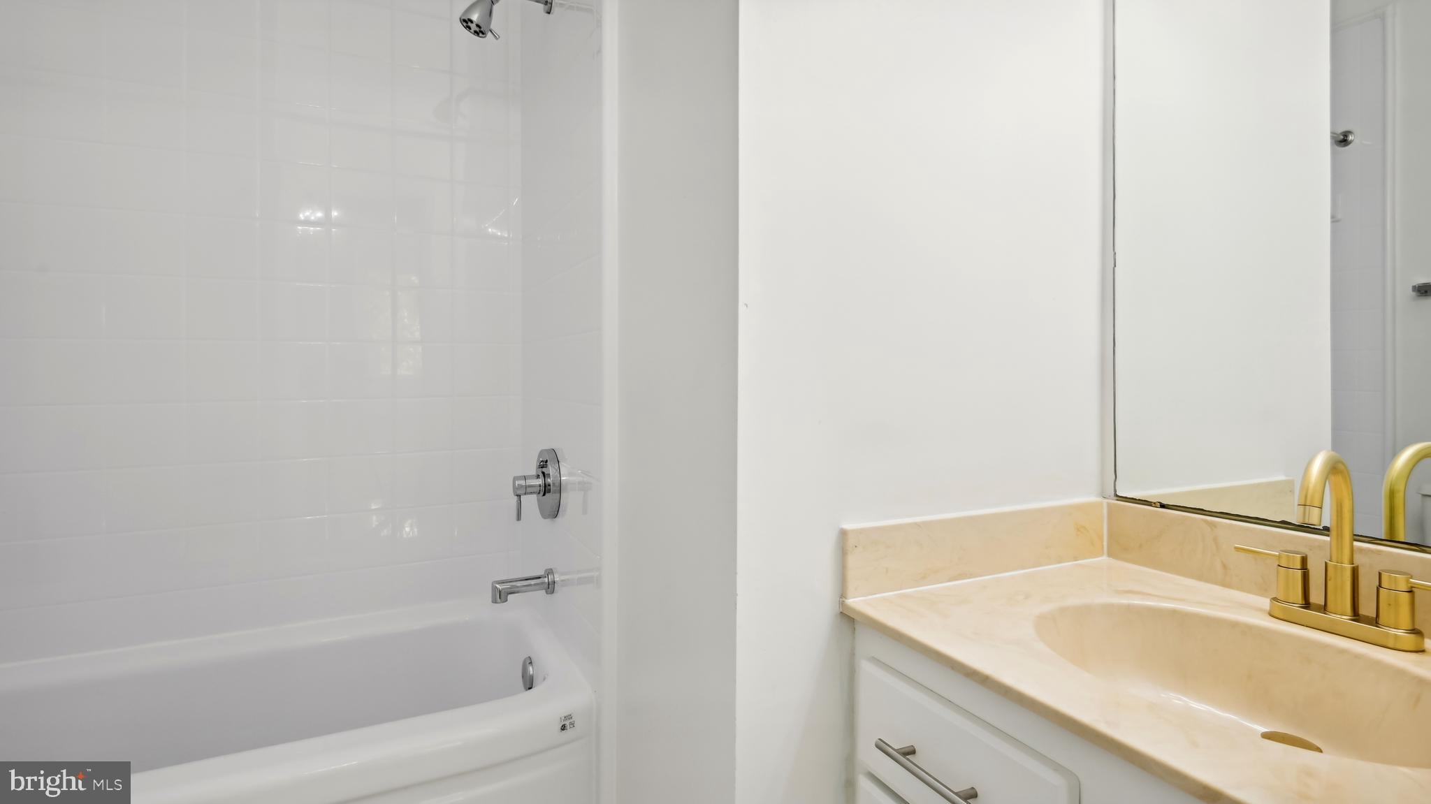 SALEMS GRANT - Residential