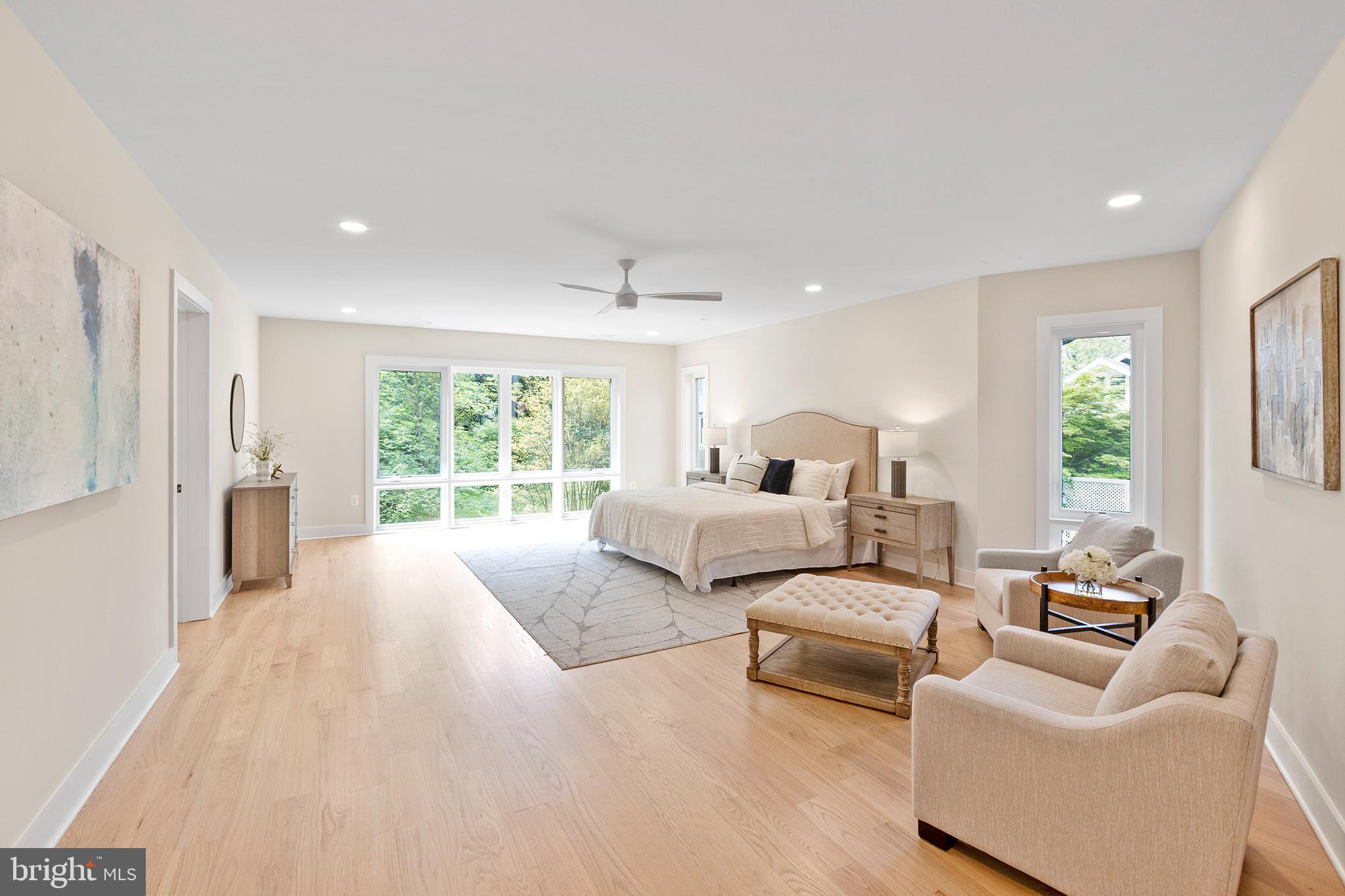 CHEVY CHASE VILLAGE - Residential