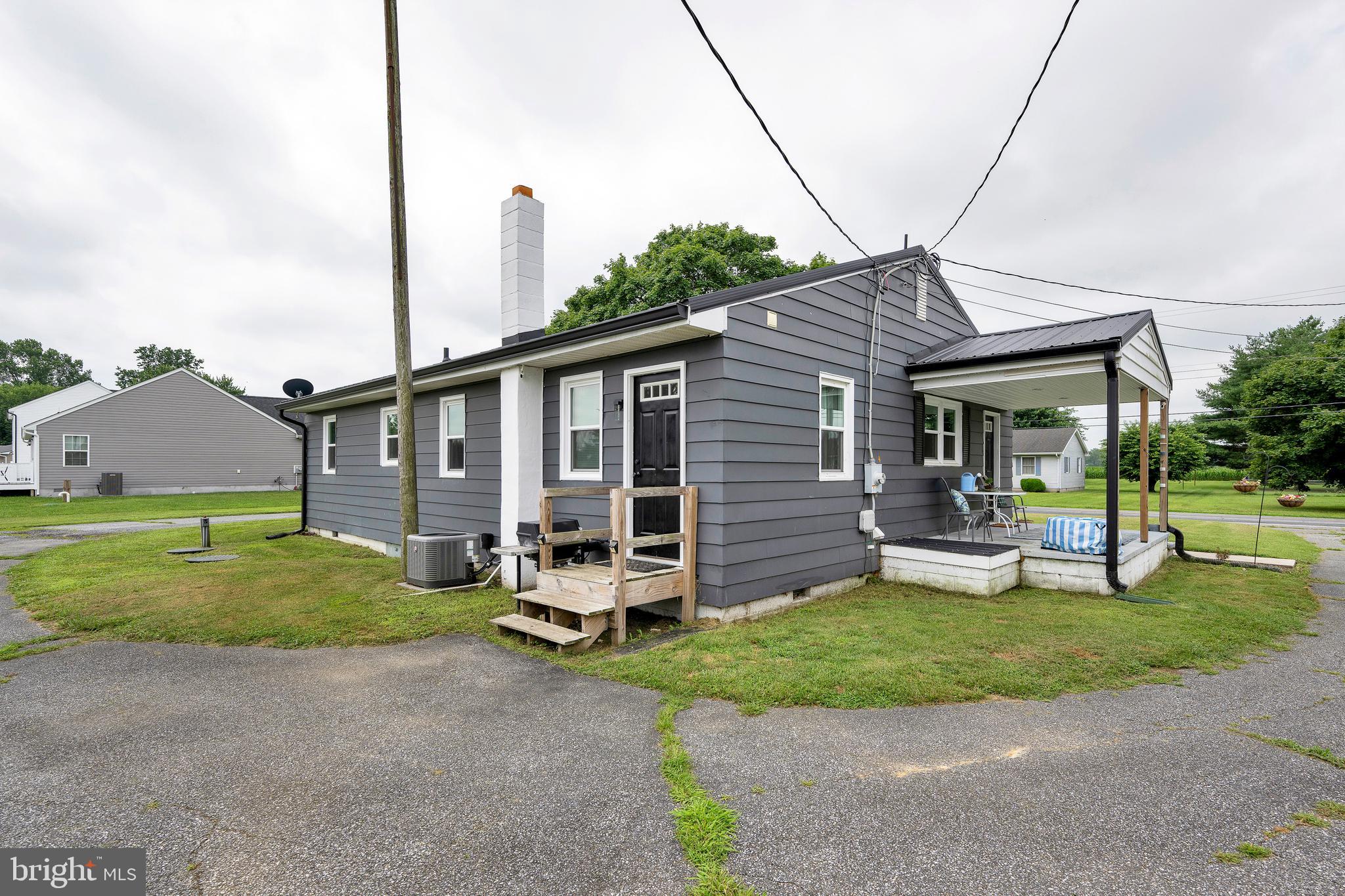 112 OLD AIRPORT ROAD
