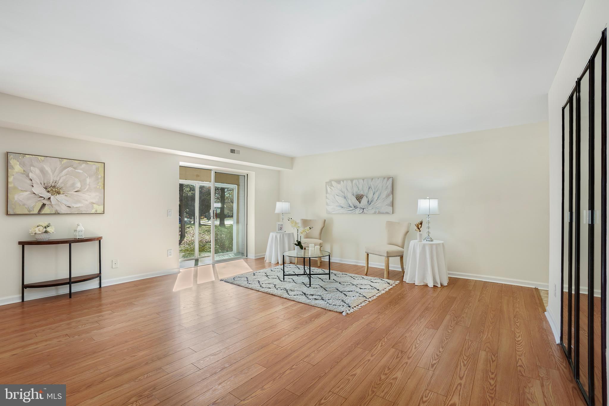 LEISURE WORLD - Residential