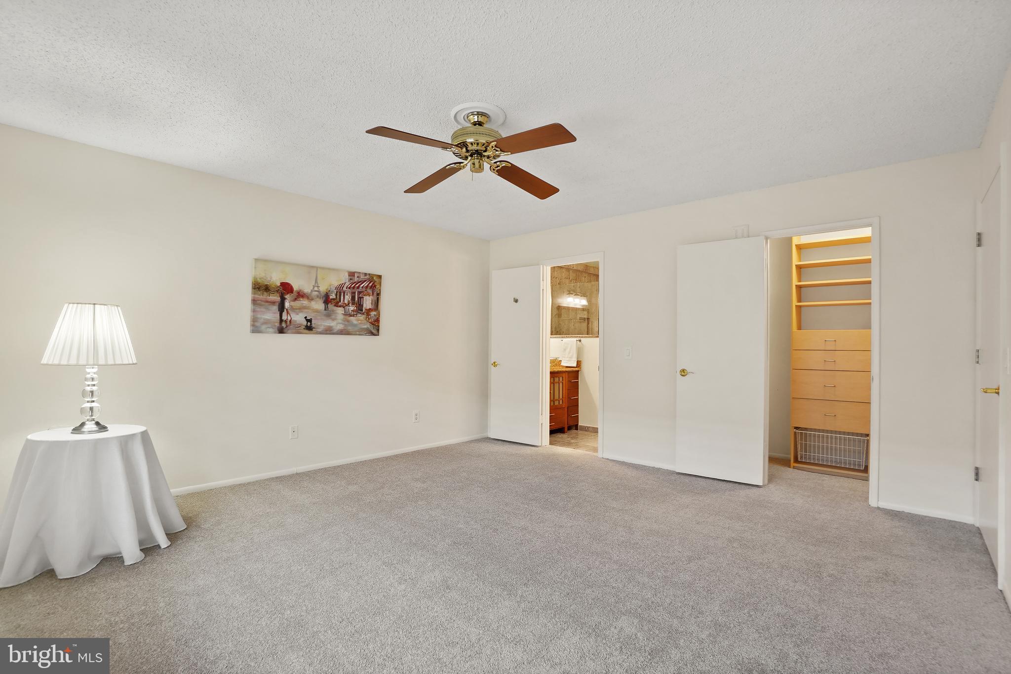 LEISURE WORLD - Residential